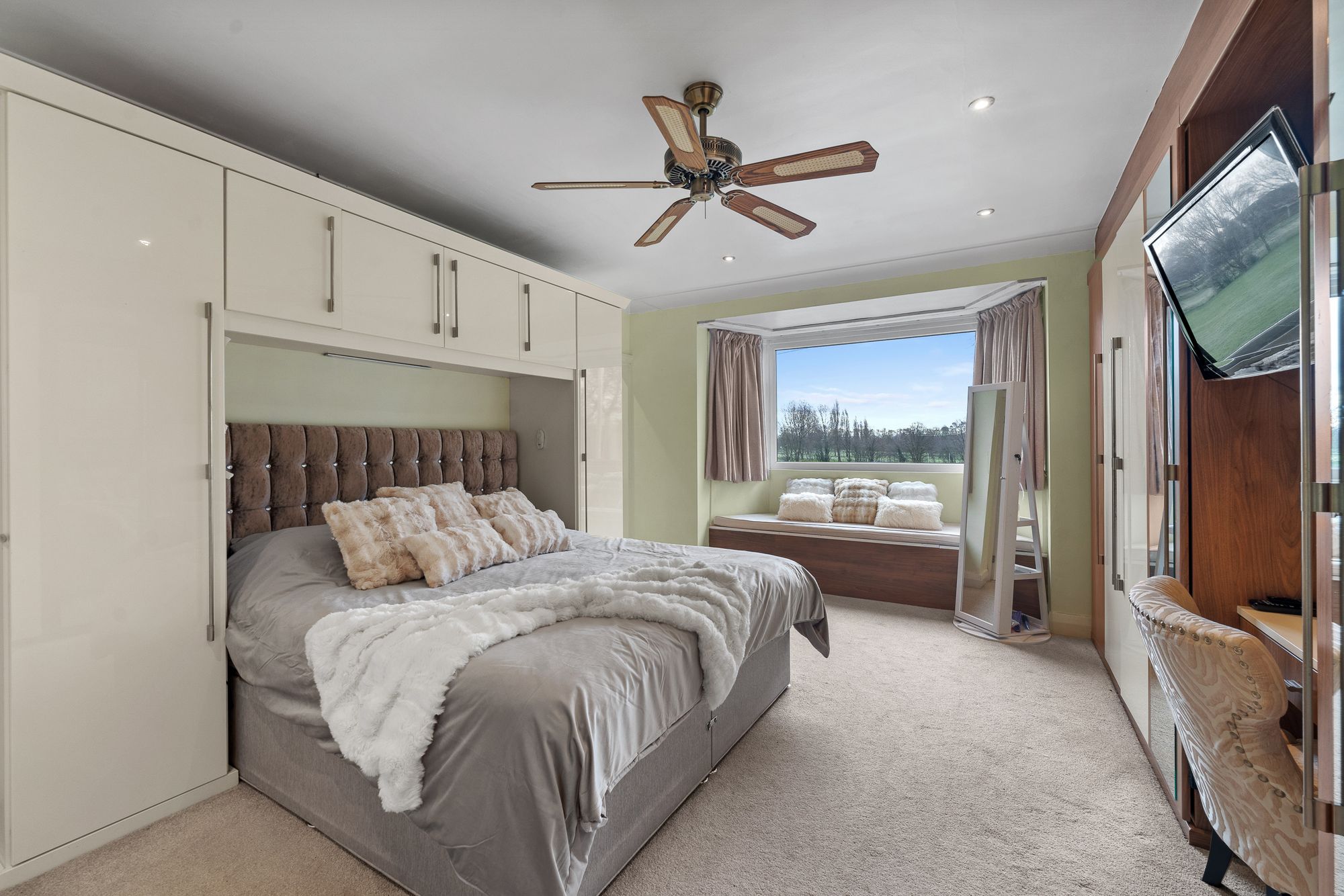 4 bed detached house for sale in Park Lane, Whitefield, M45 24