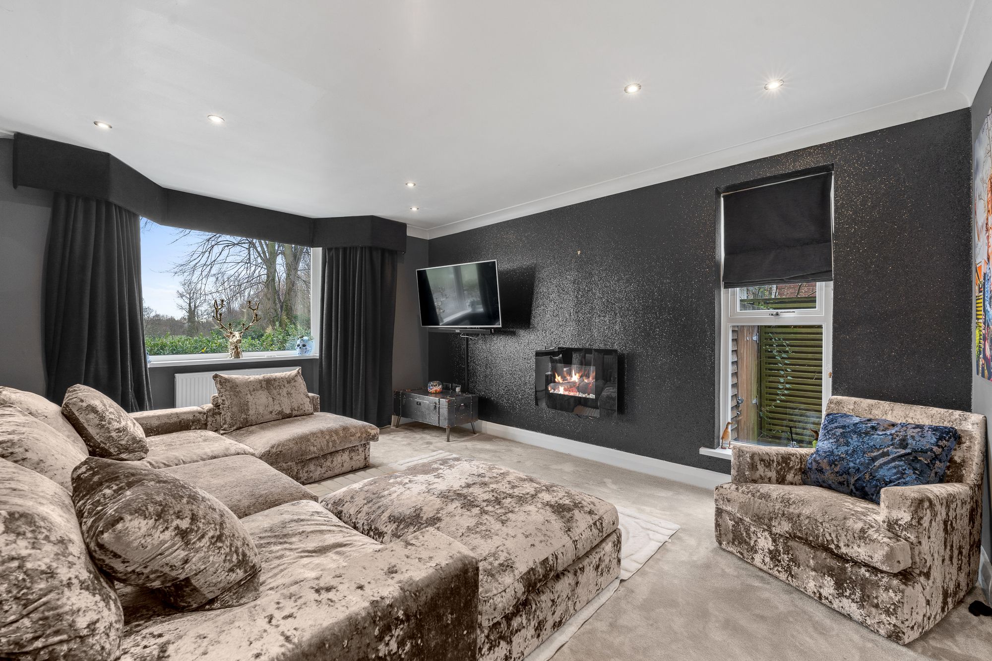 4 bed detached house for sale in Park Lane, Whitefield, M45  - Property Image 4