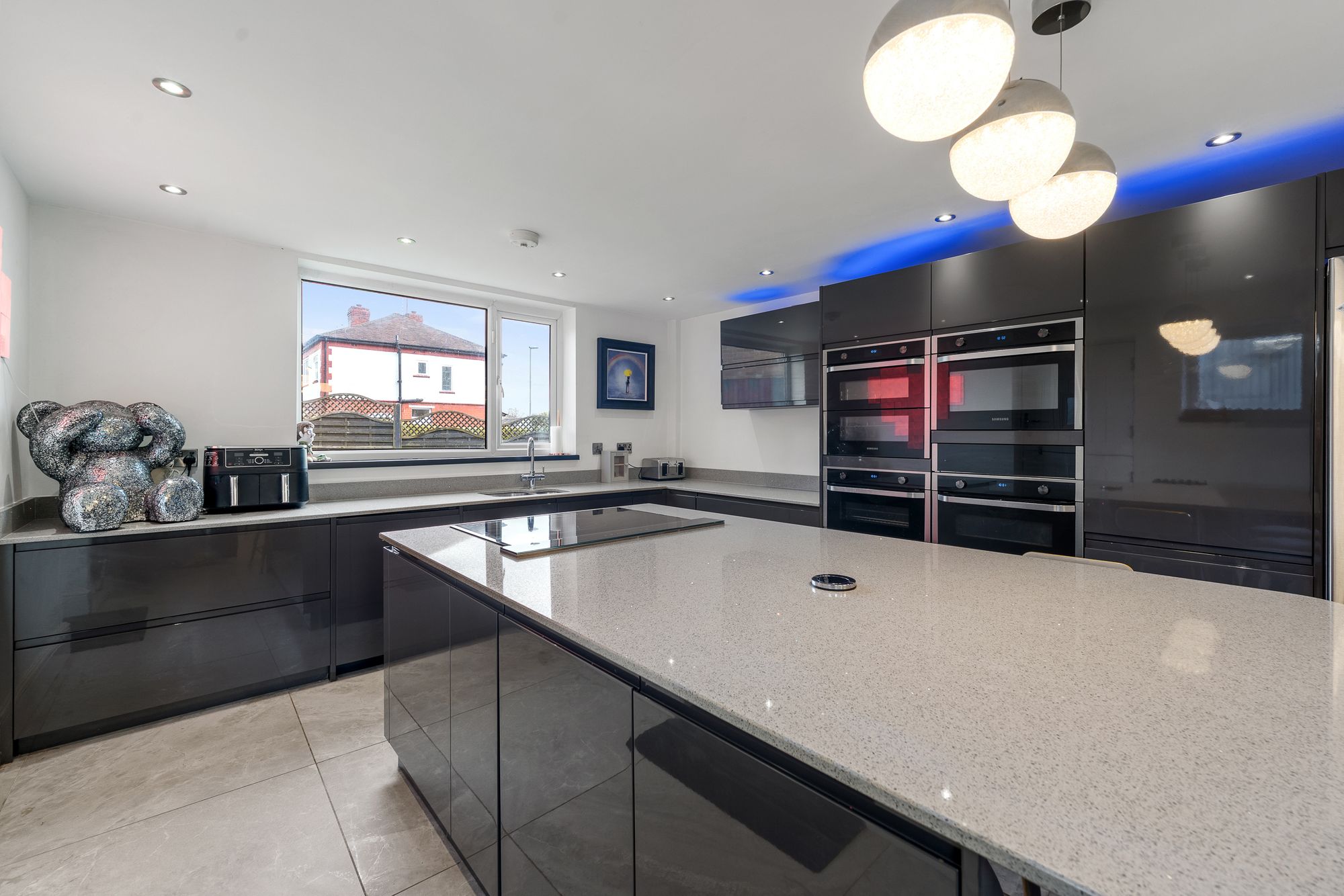 4 bed detached house for sale in Park Lane, Whitefield, M45 9