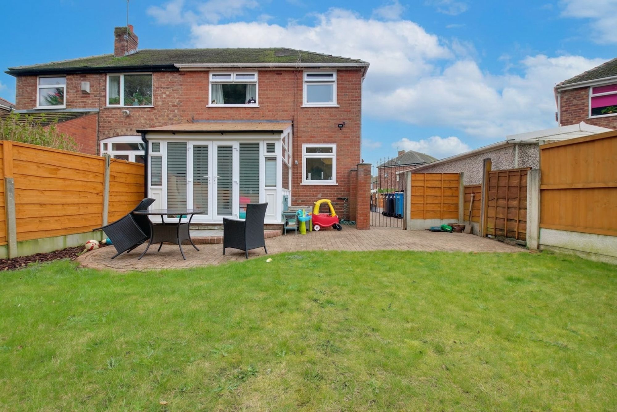 3 bed semi-detached house for sale in Leyland Avenue, Irlam, M44  - Property Image 18