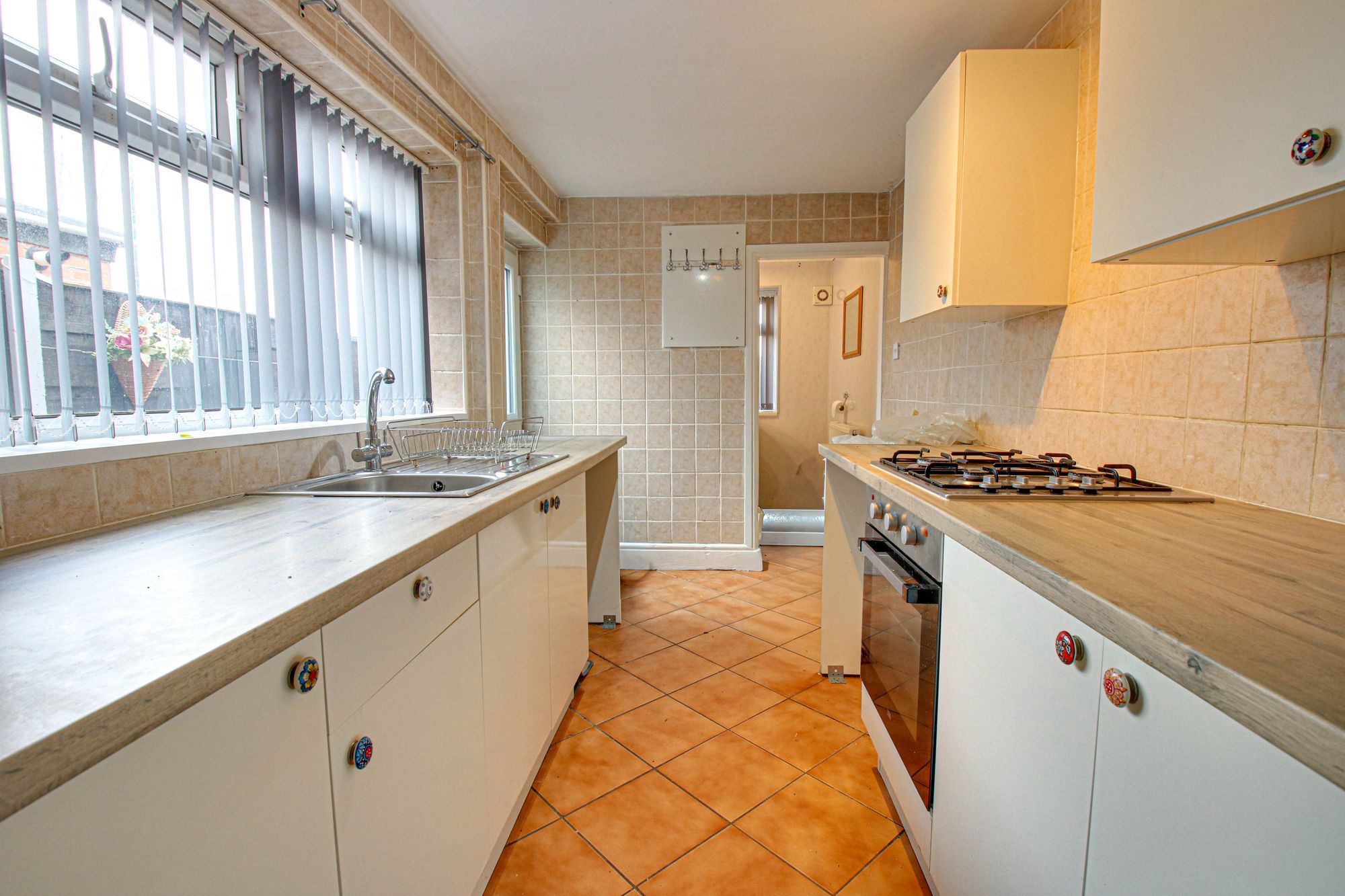 2 bed mid-terraced house to rent in Dixon Street, Irlam, M44  - Property Image 5