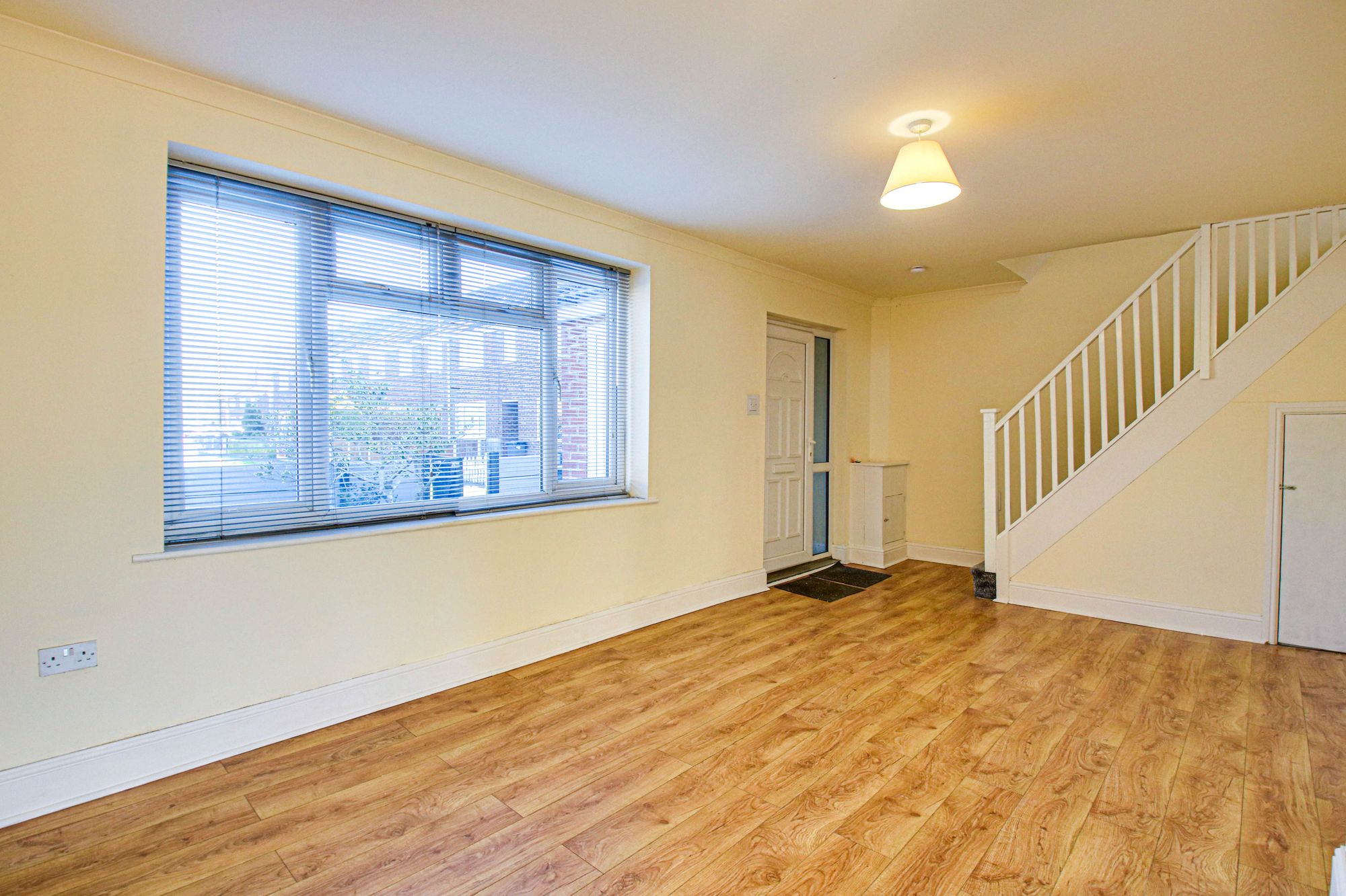 3 bed terraced house to rent in Flint Grove, Cadishead, M44  - Property Image 2