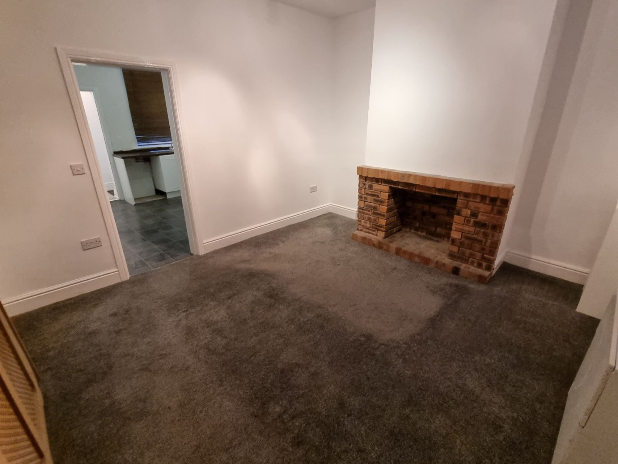 2 bed terraced house to rent in Dean Road, Cadishead, M44  - Property Image 4