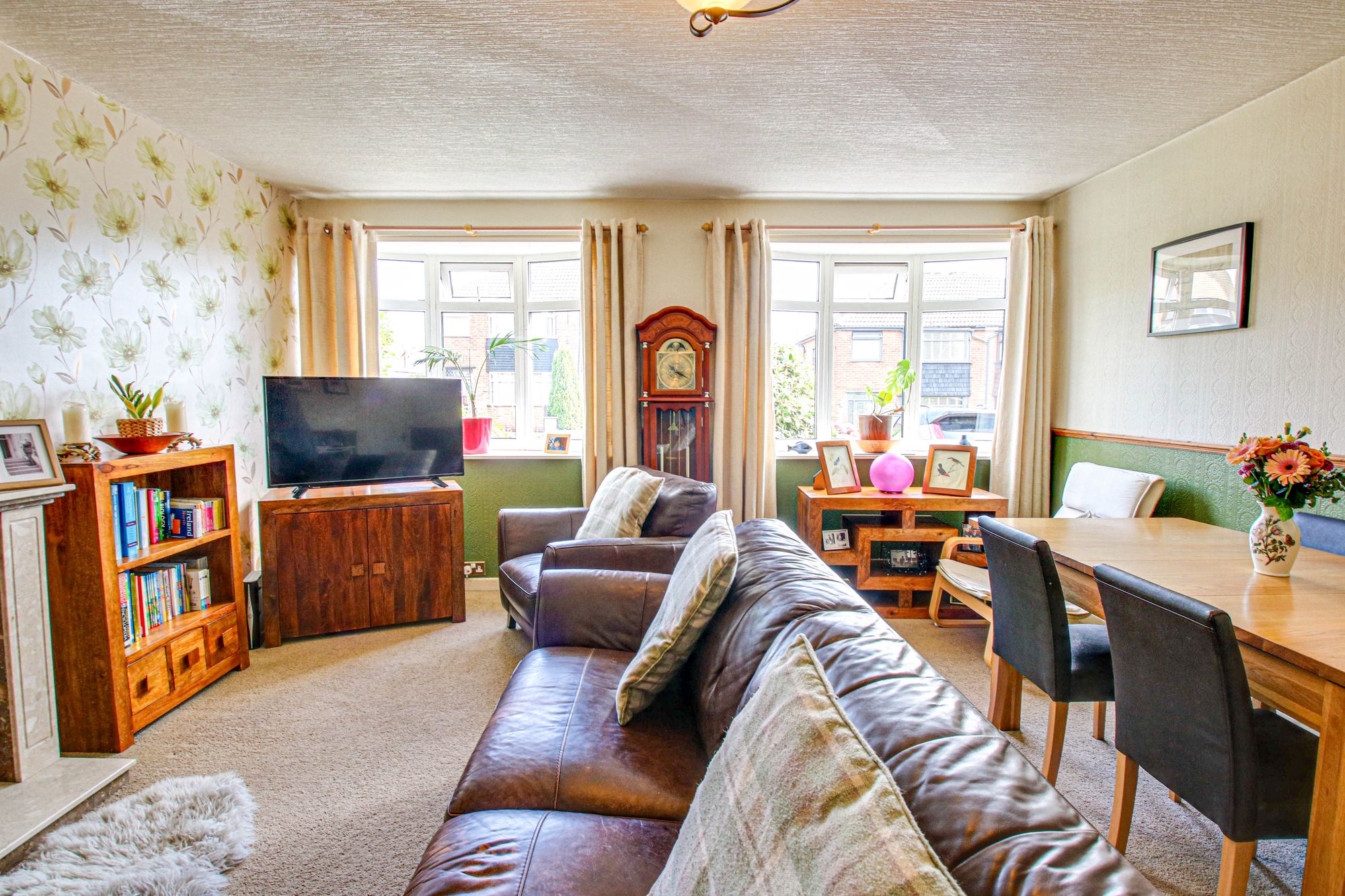 3 bed semi-detached house for sale in Highbury Avenue, Irlam, M44  - Property Image 3