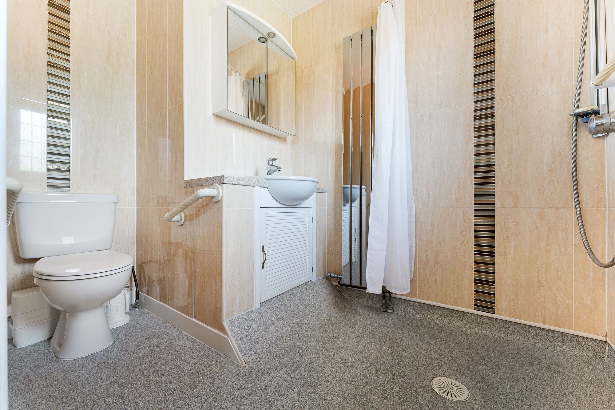 5 bed detached house for sale in Rockingham Close, Birchwood, WA3  - Property Image 25