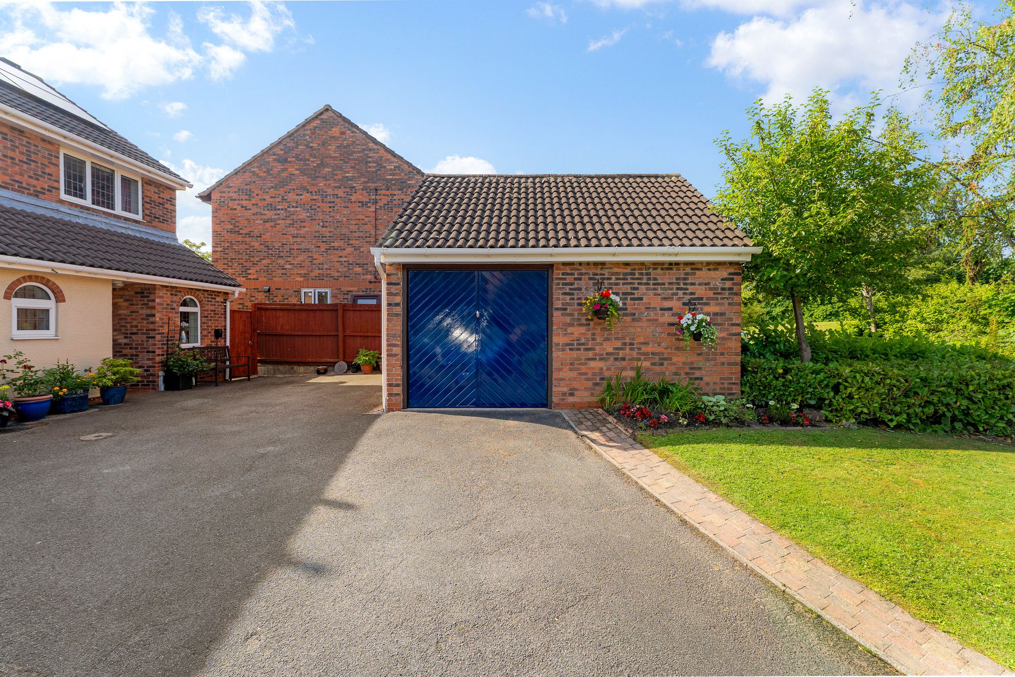 5 bed detached house for sale in Rockingham Close, Birchwood, WA3 39