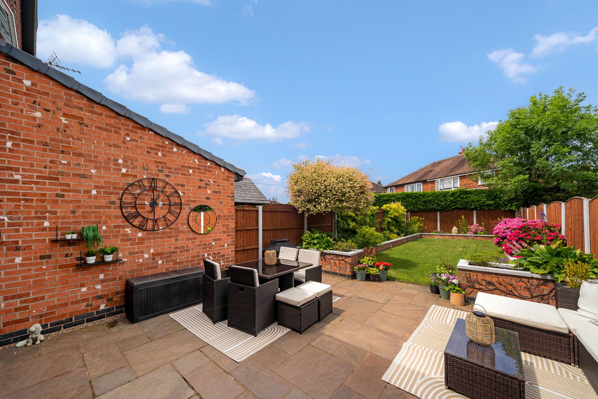 4 bed mid-terraced house for sale in Manchester Road, Rixton, WA3 27