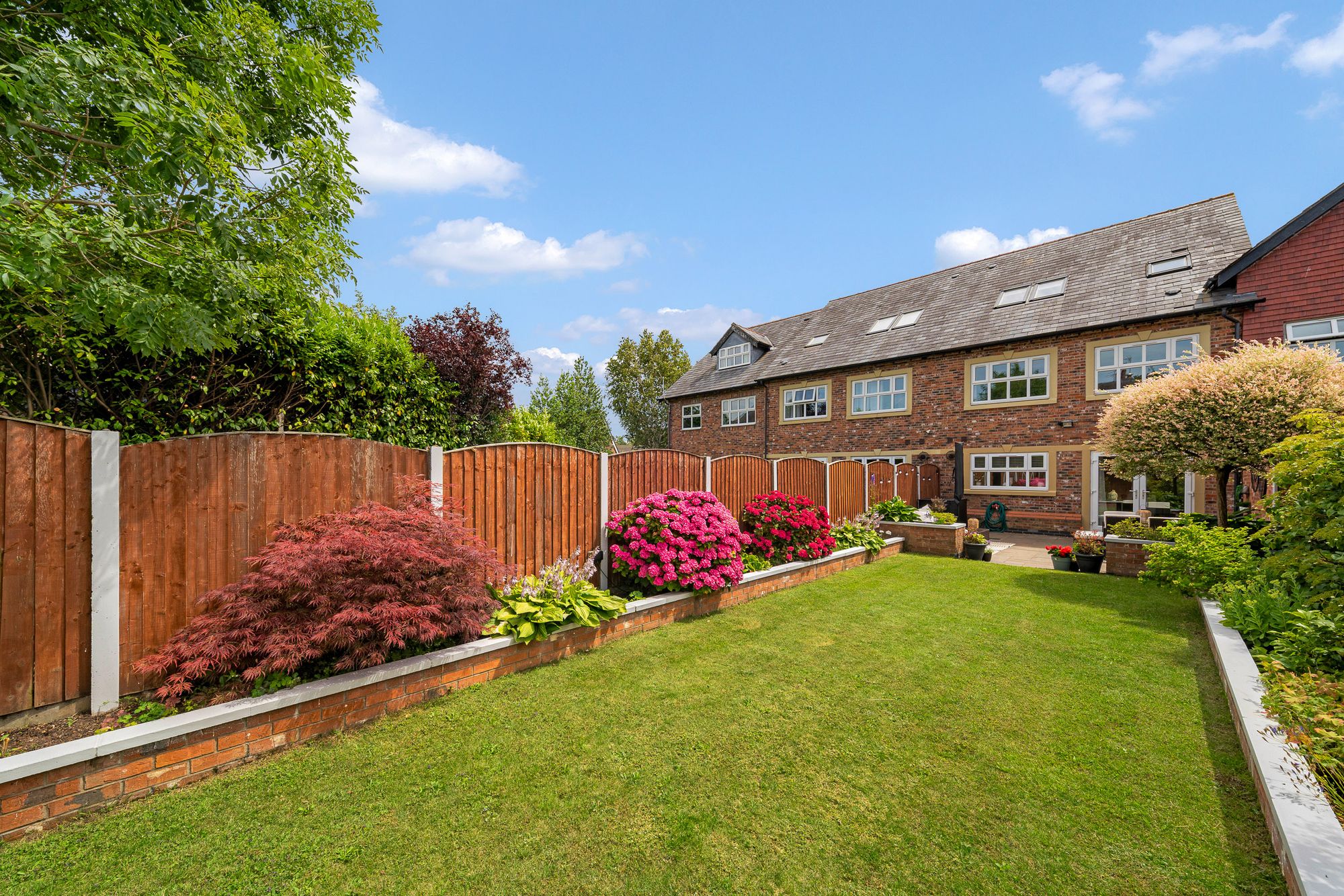 4 bed mid-terraced house for sale in Manchester Road, Rixton, WA3 26