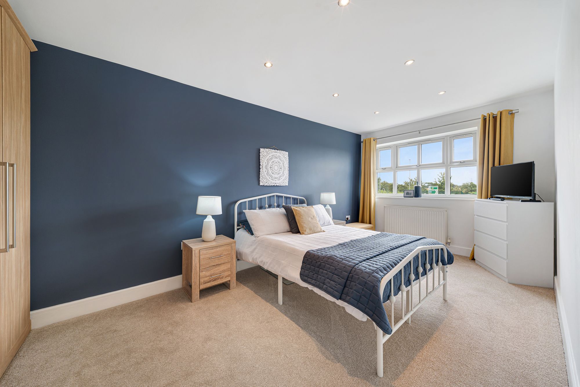 4 bed mid-terraced house for sale in Manchester Road, Rixton, WA3 13