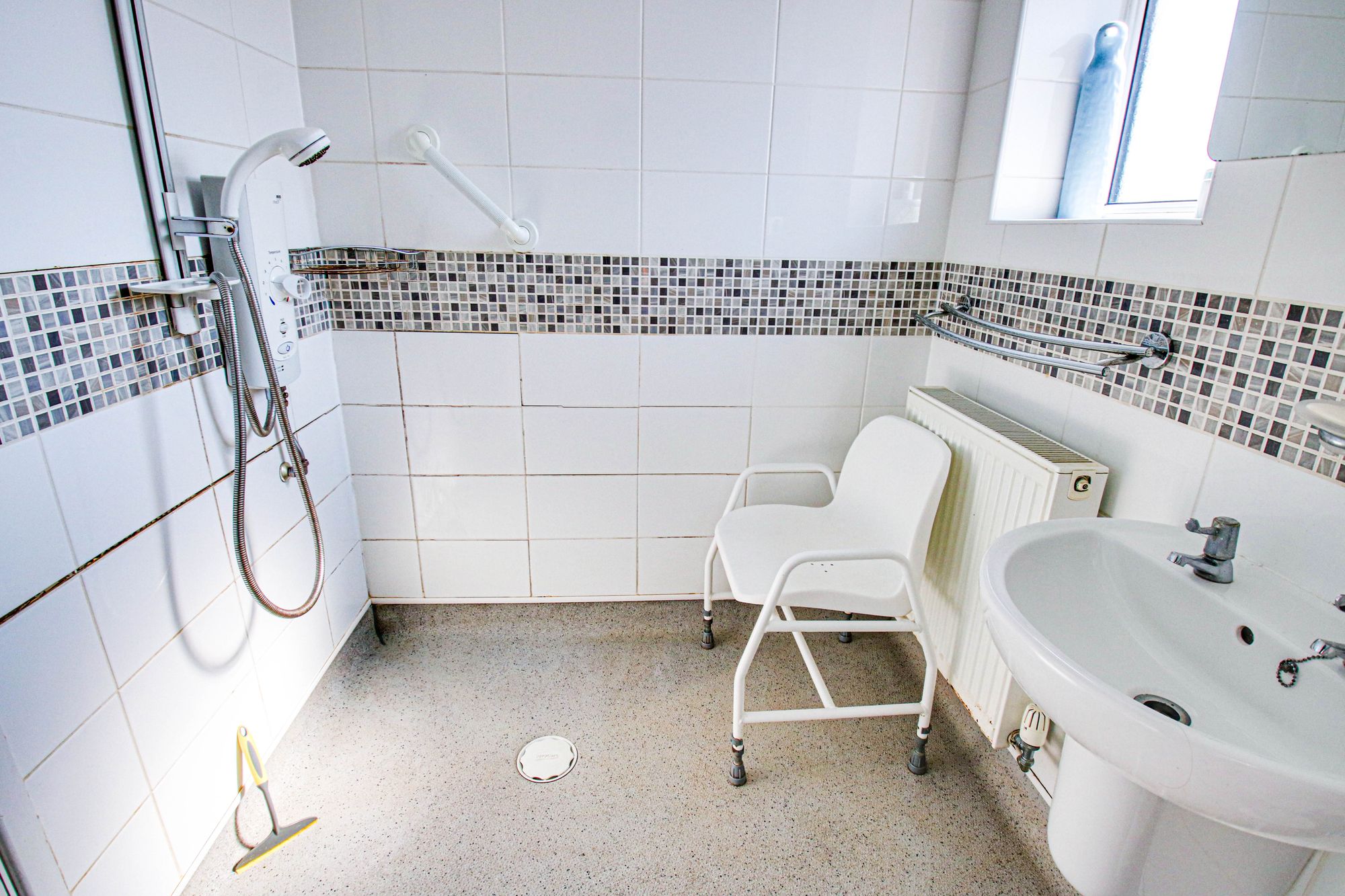 3 bed semi-detached house to rent in Fir Street, Cadishead, M44  - Property Image 9