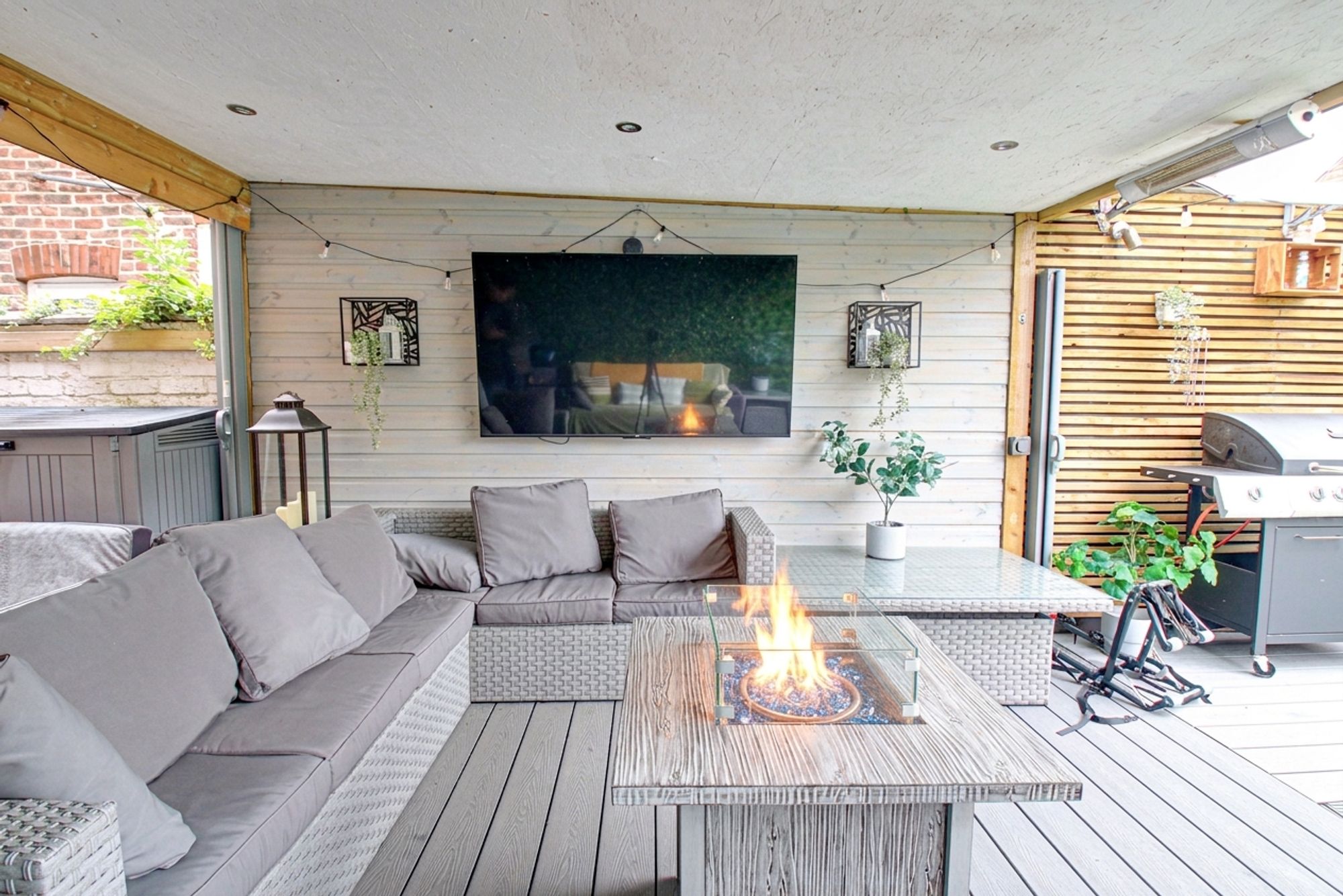 3 bed mid-terraced house for sale in Green Street, Eccles, M30  - Property Image 21