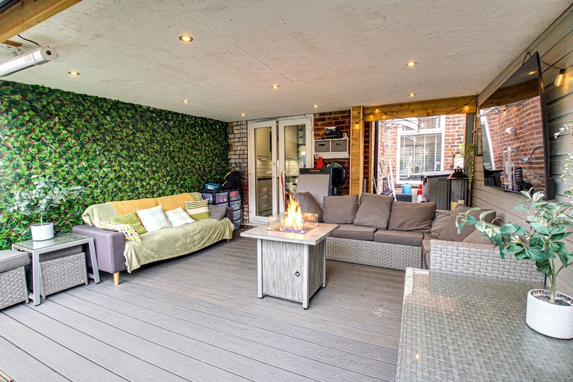 3 bed mid-terraced house for sale in Green Street, Eccles, M30  - Property Image 19