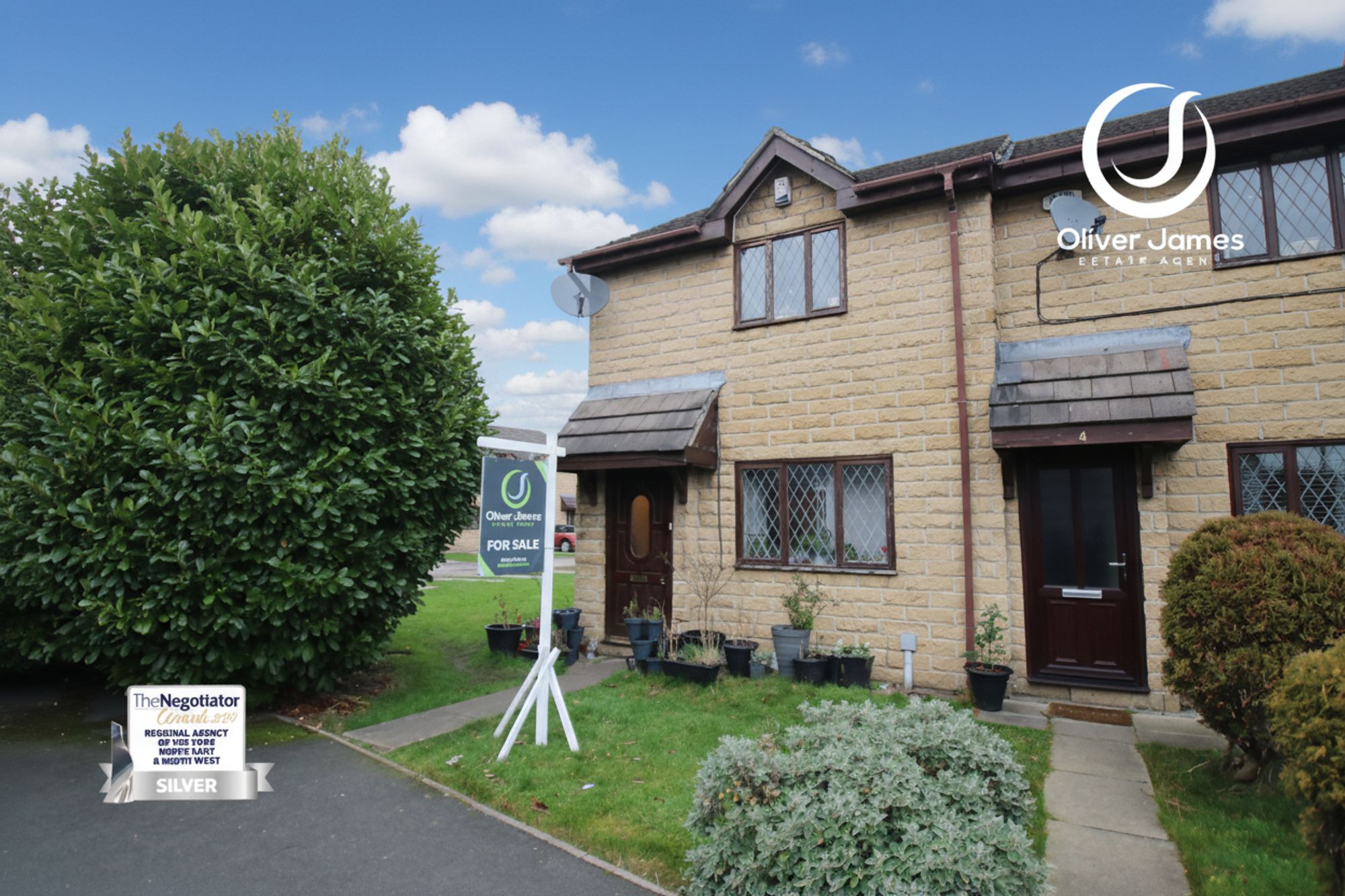 2 bed semi-detached house for sale in Magenta Avenue, Irlam, M44  - Property Image 1