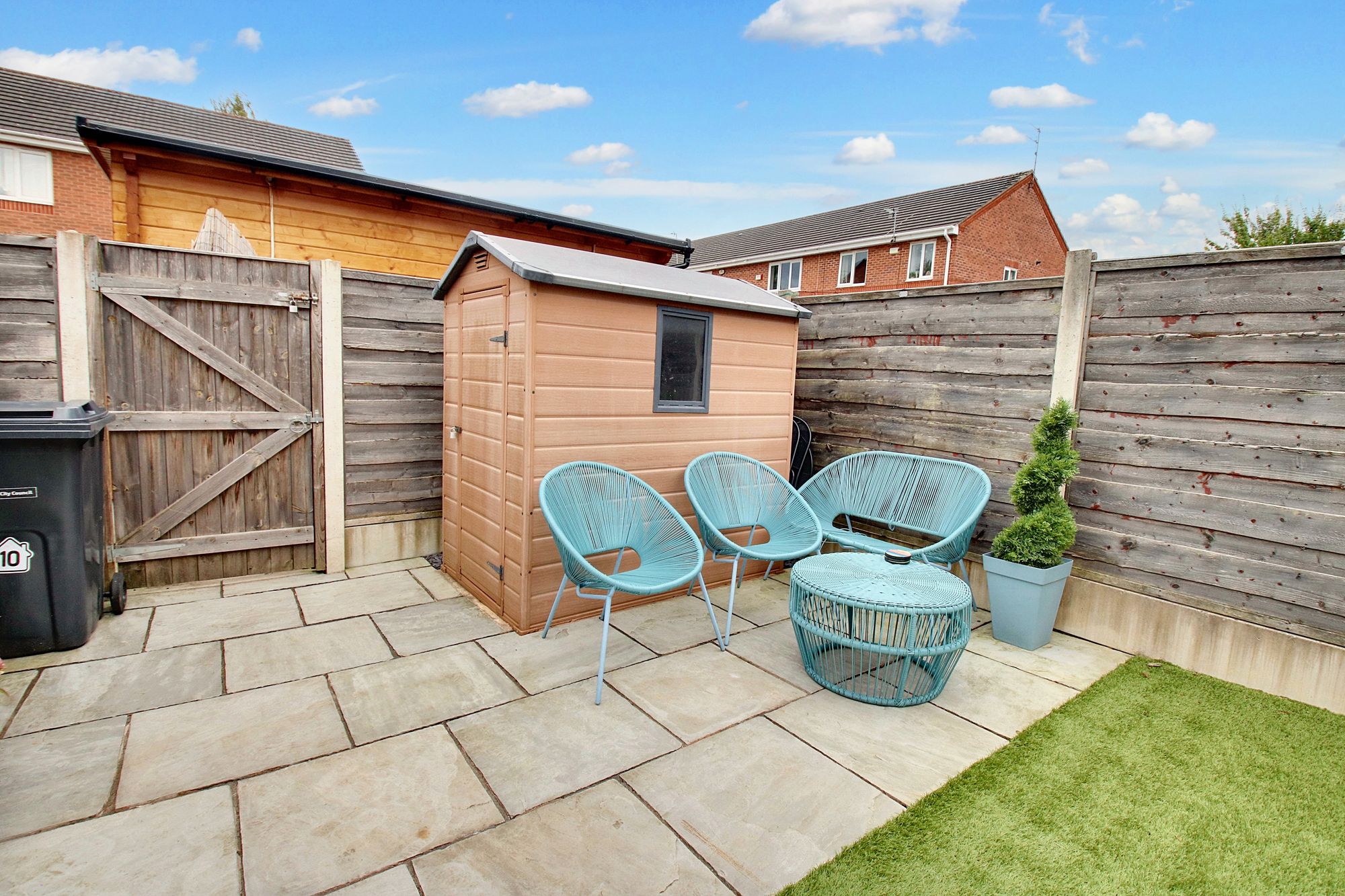 2 bed mid-terraced house for sale in Pipers Court, Irlam, M44 11