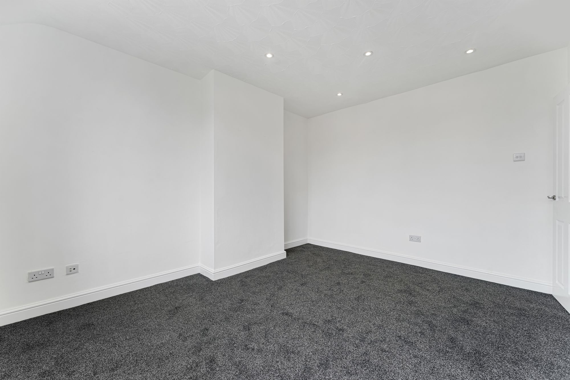 3 bed semi-detached house for sale in Dorset Road, Cadishead, M44  - Property Image 9