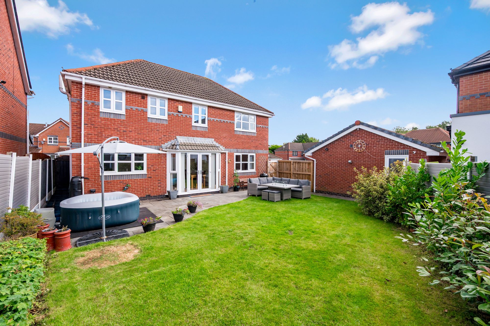 4 bed detached house for sale in Kingston Close, Bury  - Property Image 4