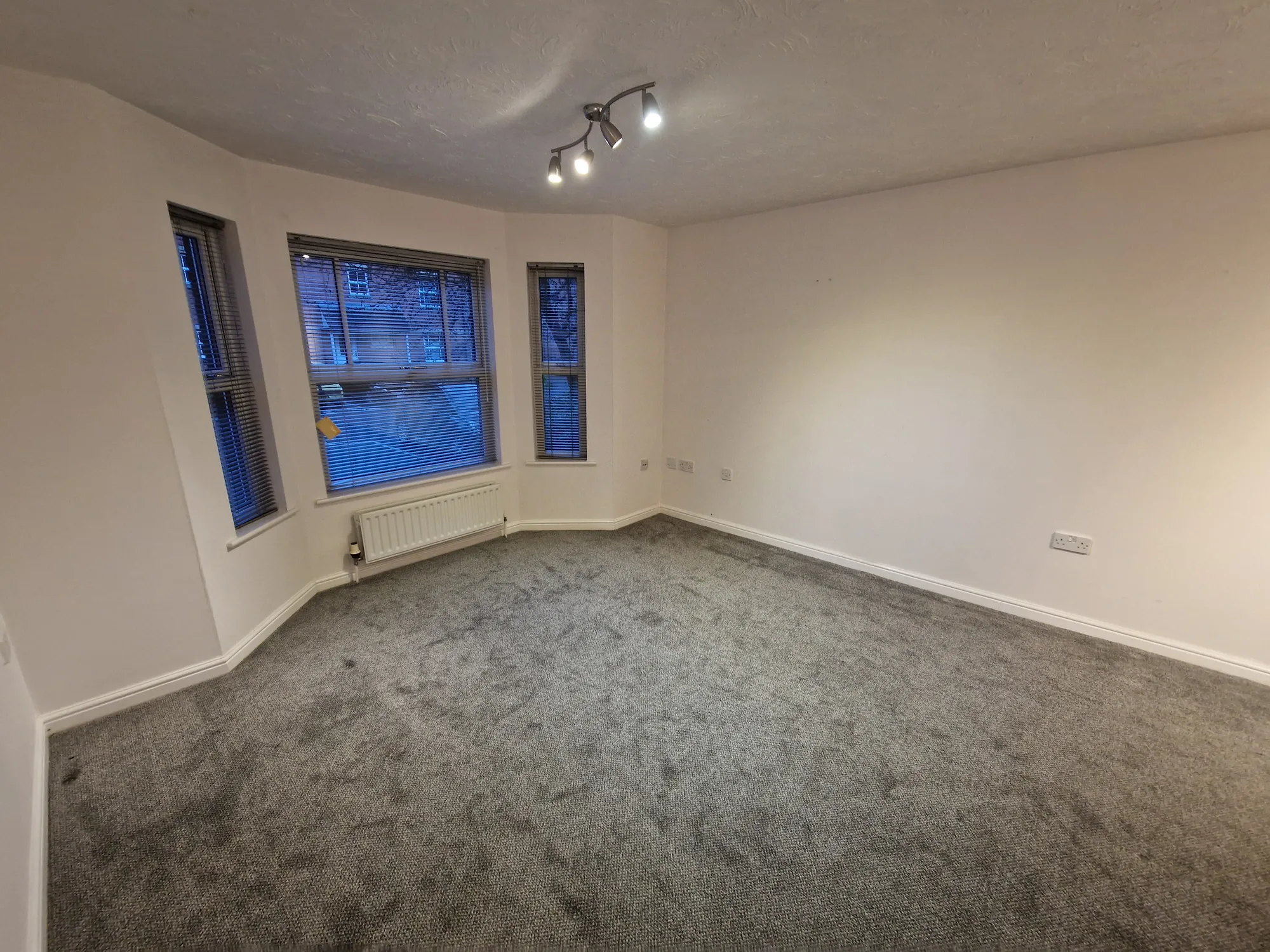 2 bed apartment to rent in Royal Court Drive, Bolton 2