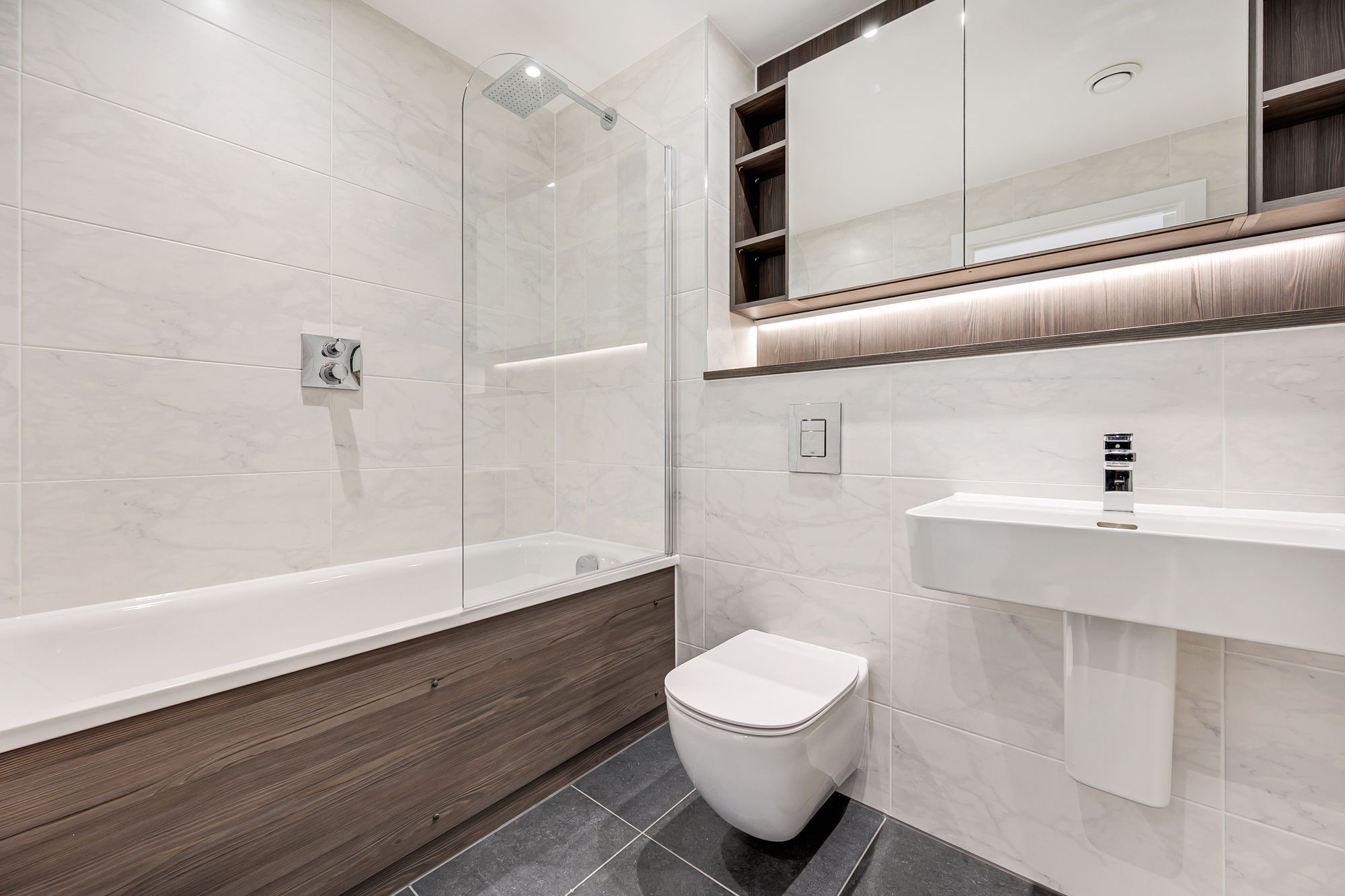 2 bed apartment to rent in Silvercroft Street, Manchester 22