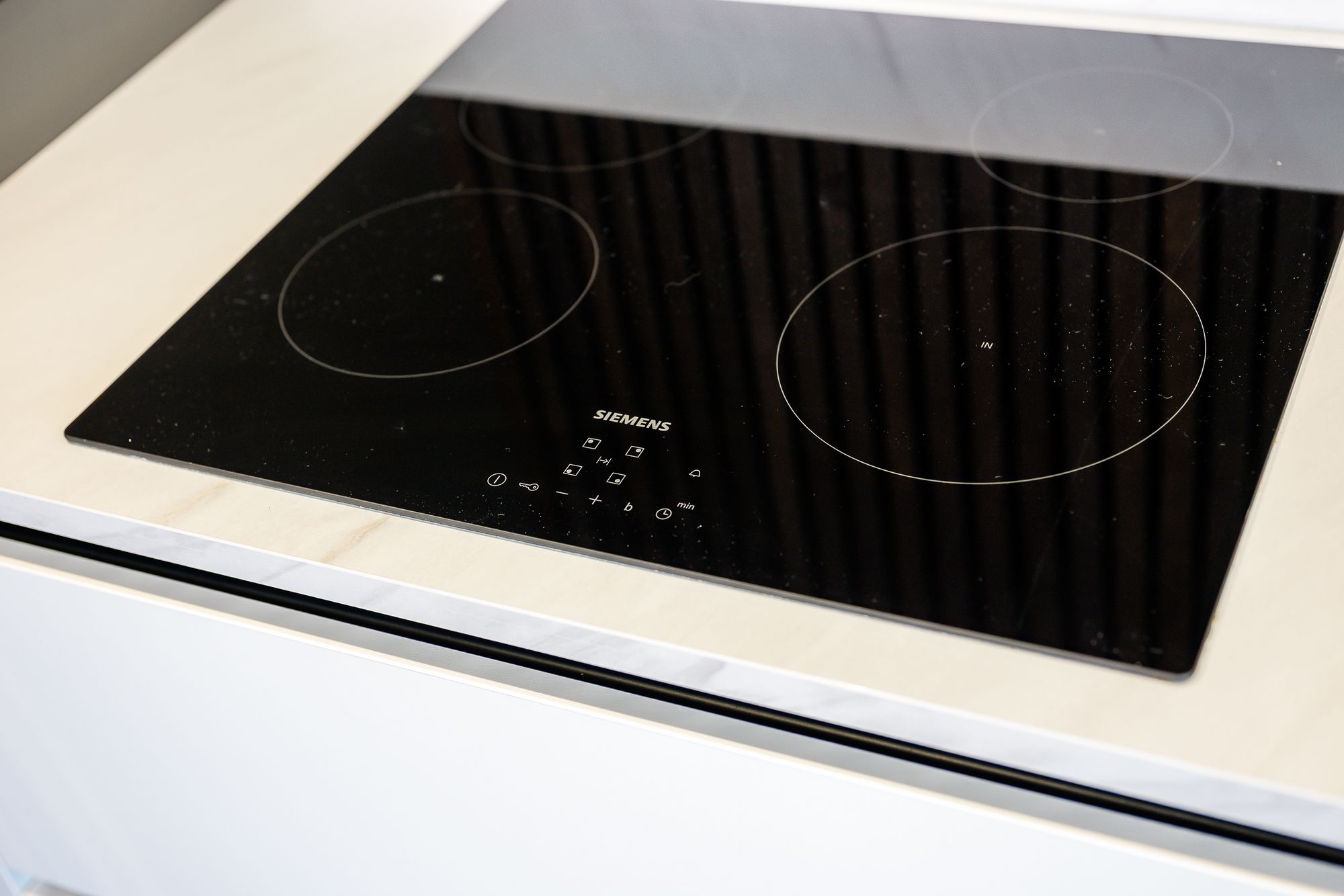 2 bed flat to rent in Chapeltown Road, Bolton 12