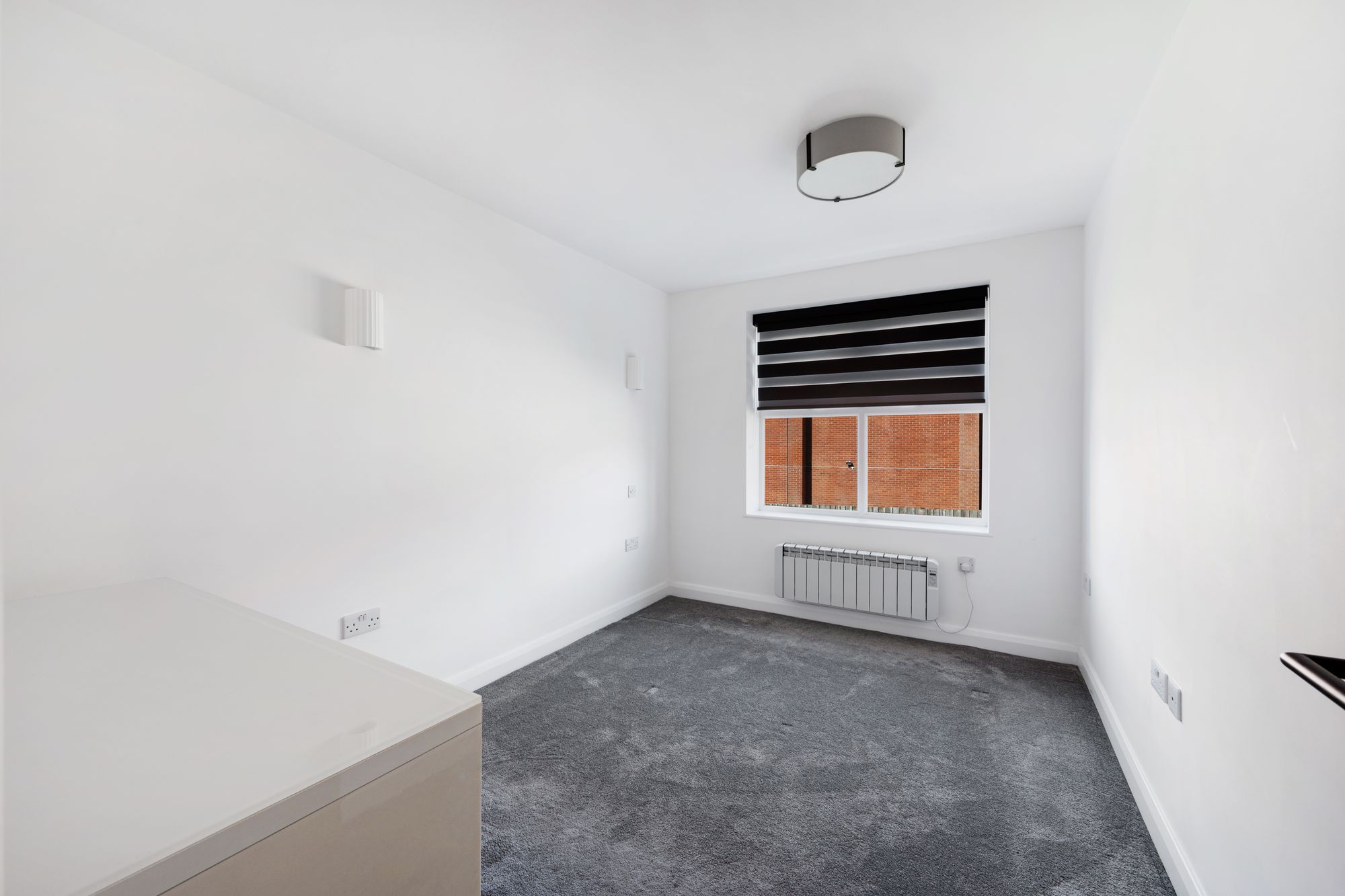 2 bed flat to rent in Chapeltown Road, Bolton 16