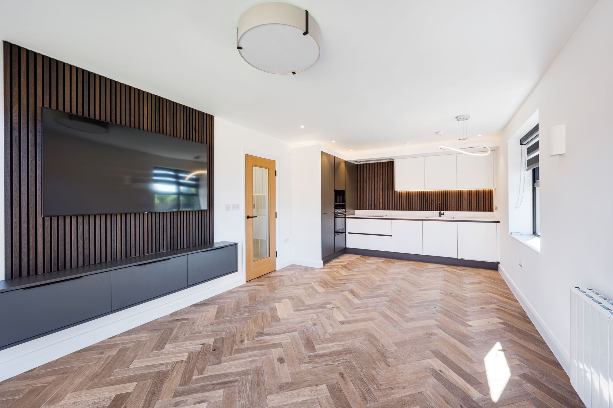 2 bed flat to rent in Chapeltown Road, Bolton - Property Image 1