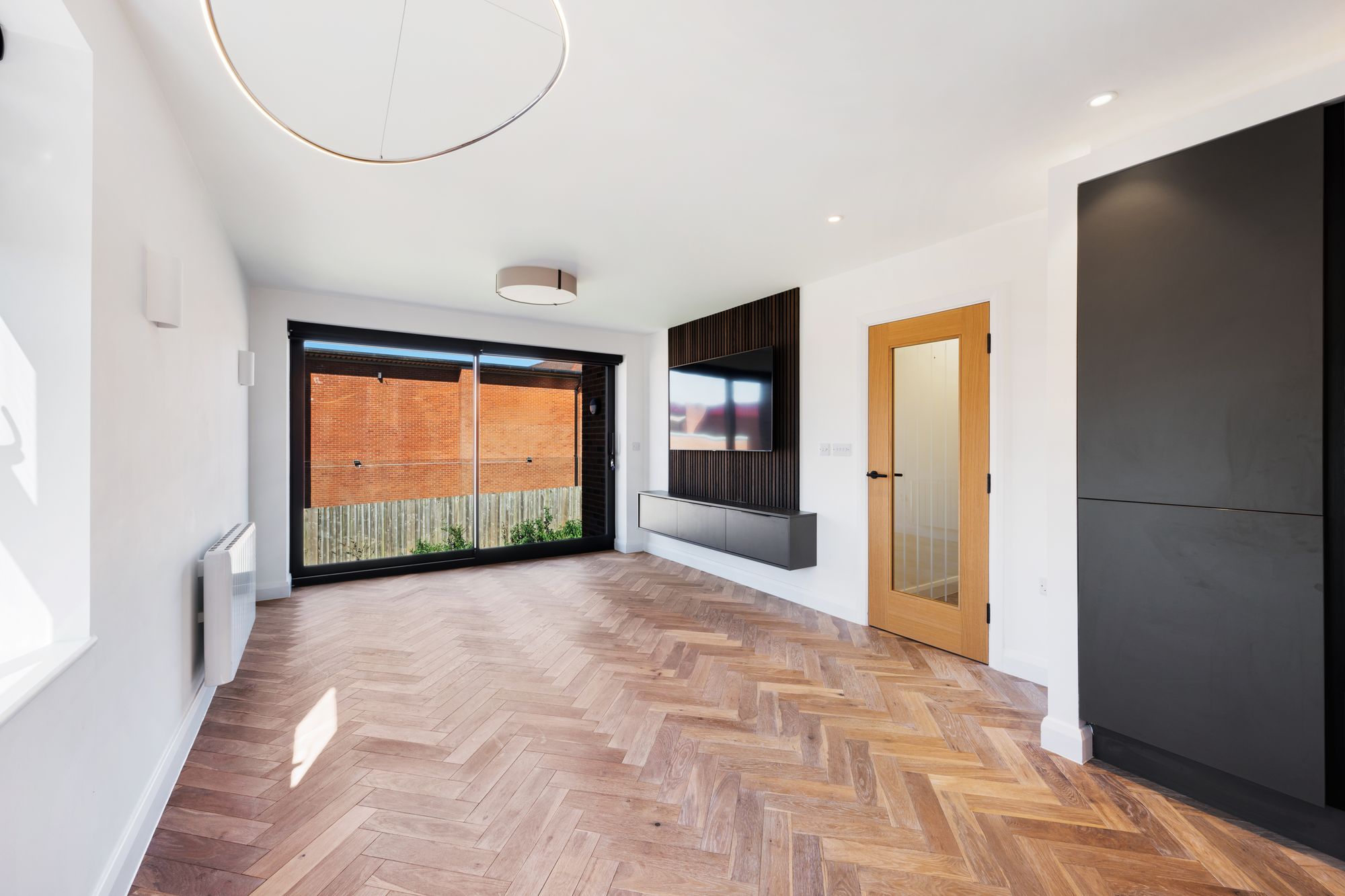 2 bed flat to rent in Chapeltown Road, Bolton  - Property Image 2