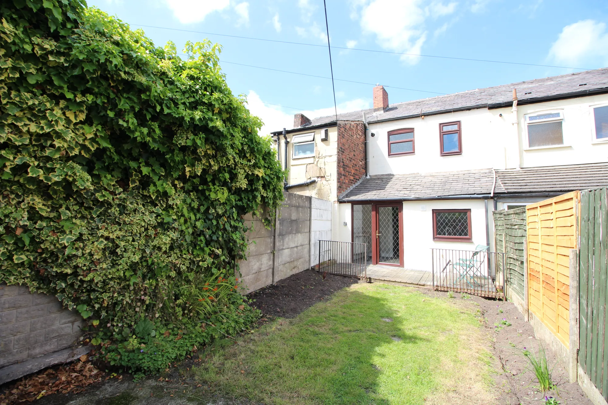 2 bed mid-terraced house to rent in Bolton Road, Bolton  - Property Image 17