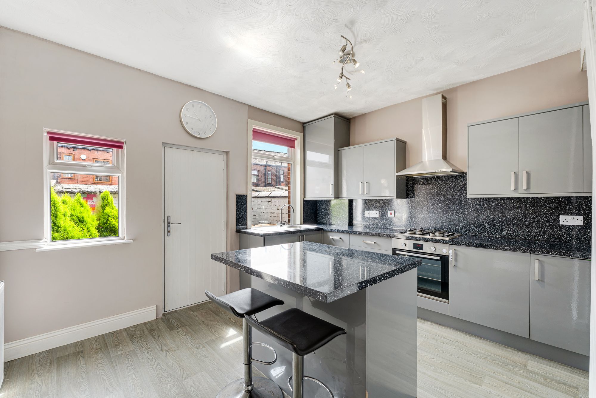 2 bed mid-terraced house to rent in Packer Street, Bolton  - Property Image 3