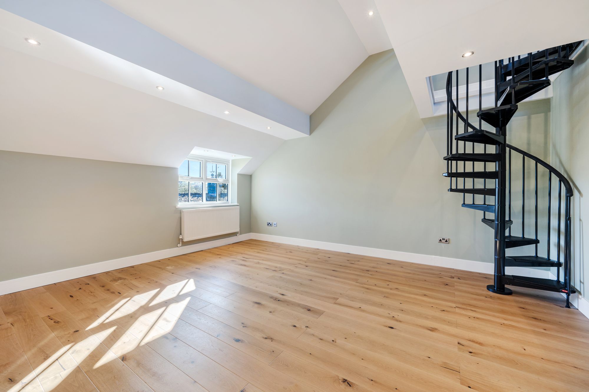 2 bed flat to rent in St. Johns Court, Bury 11