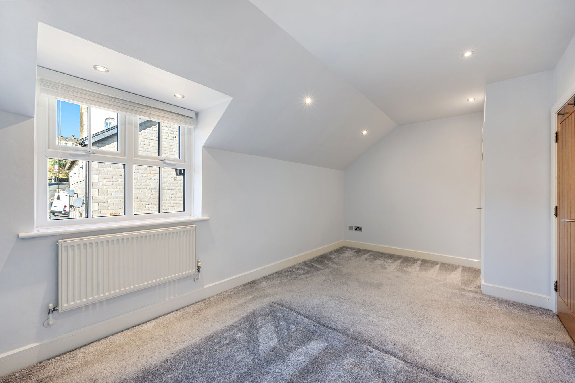 2 bed flat to rent in St. Johns Court, Bury  - Property Image 20