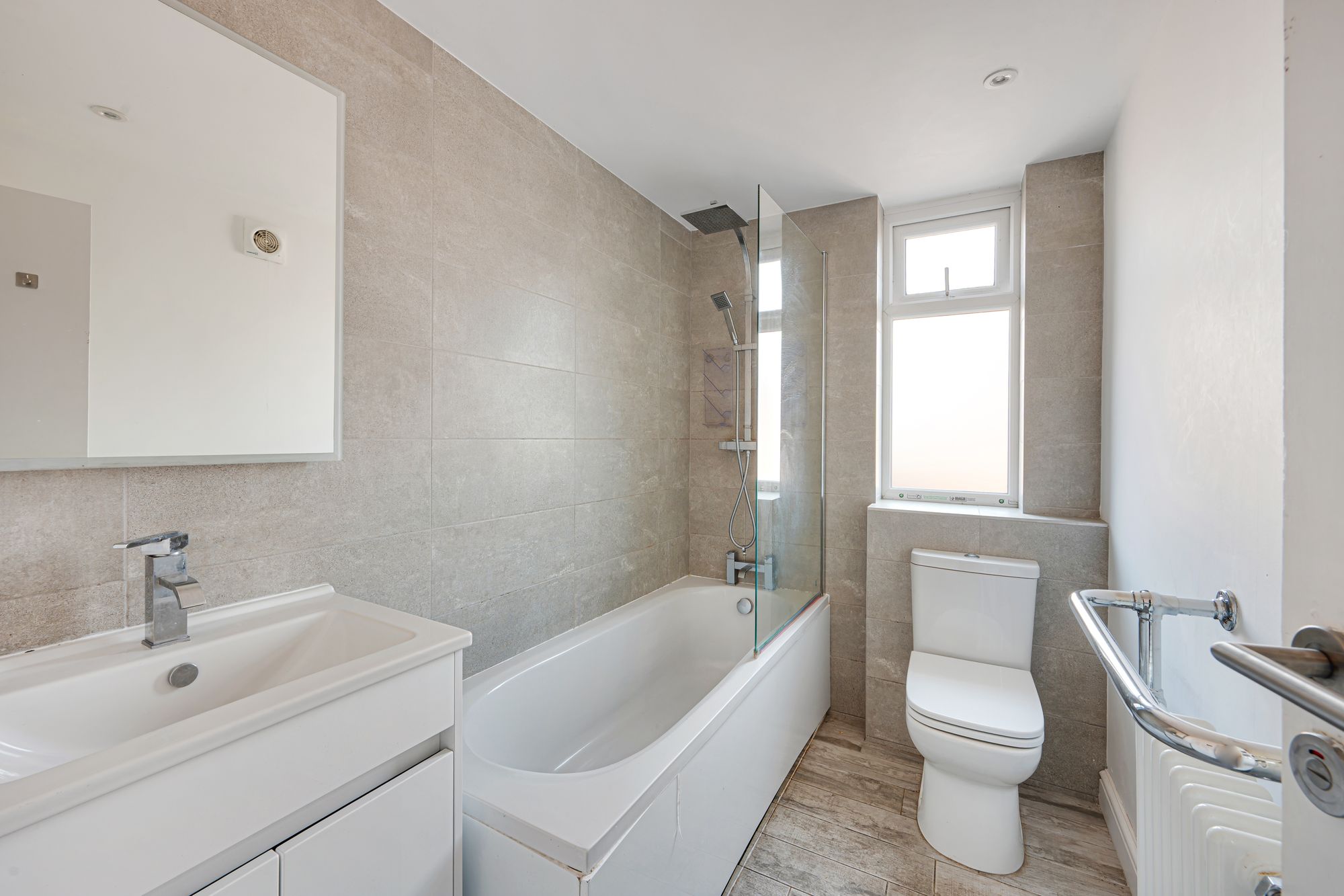 2 bed terraced house to rent in Glen Bott Street, Bolton  - Property Image 4