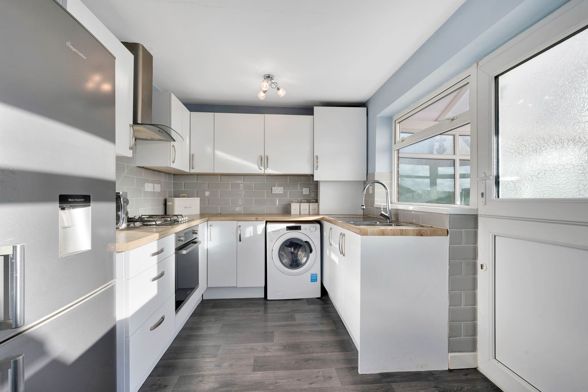 3 bed mid-terraced house for sale in Chiltern Close, Bolton  - Property Image 3