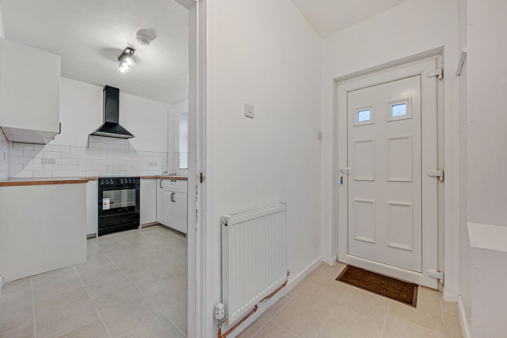 3 bed end of terrace house to rent in Oakford Avenue, Manchester 6