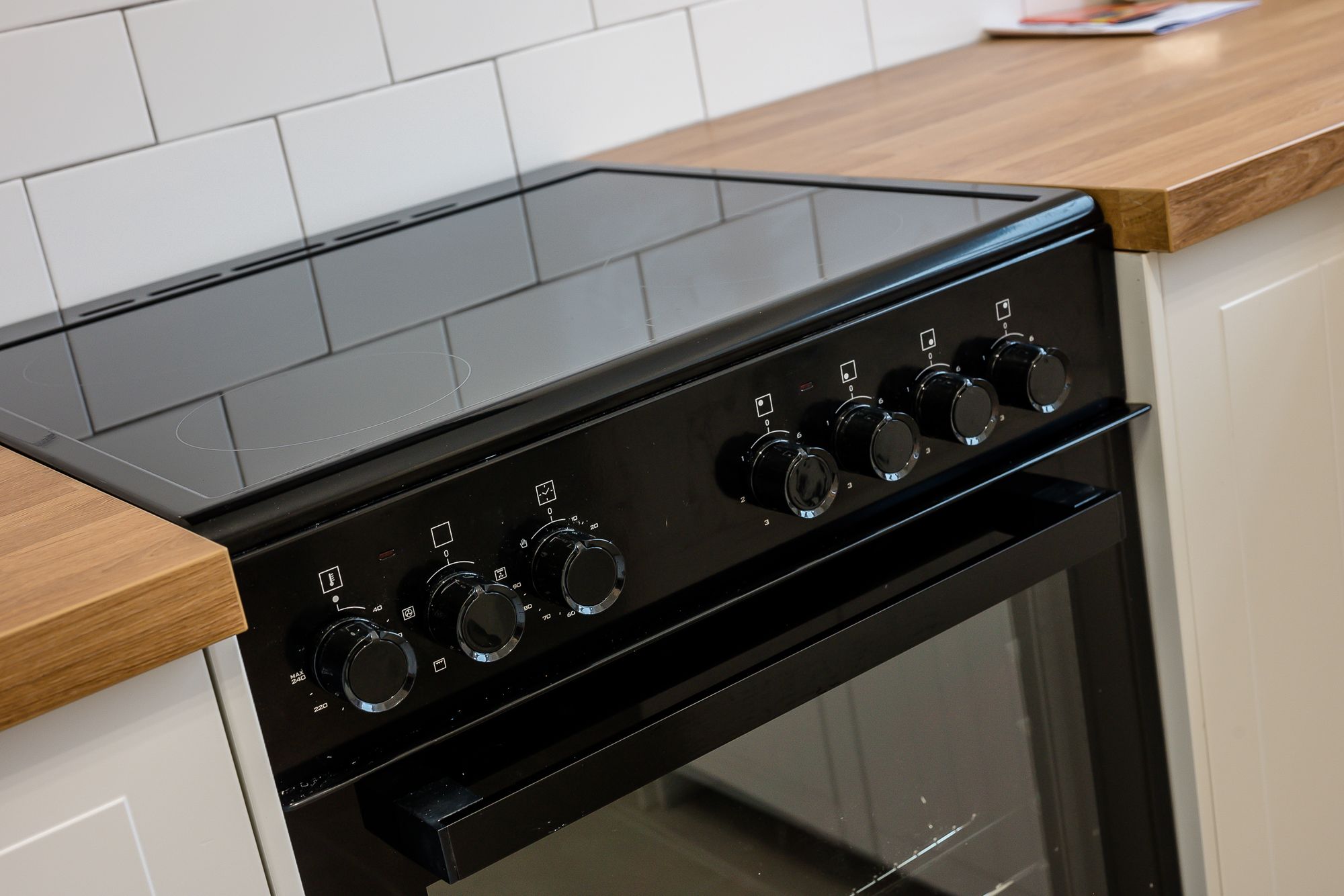 3 bed end of terrace house to rent in Oakford Avenue, Manchester 7