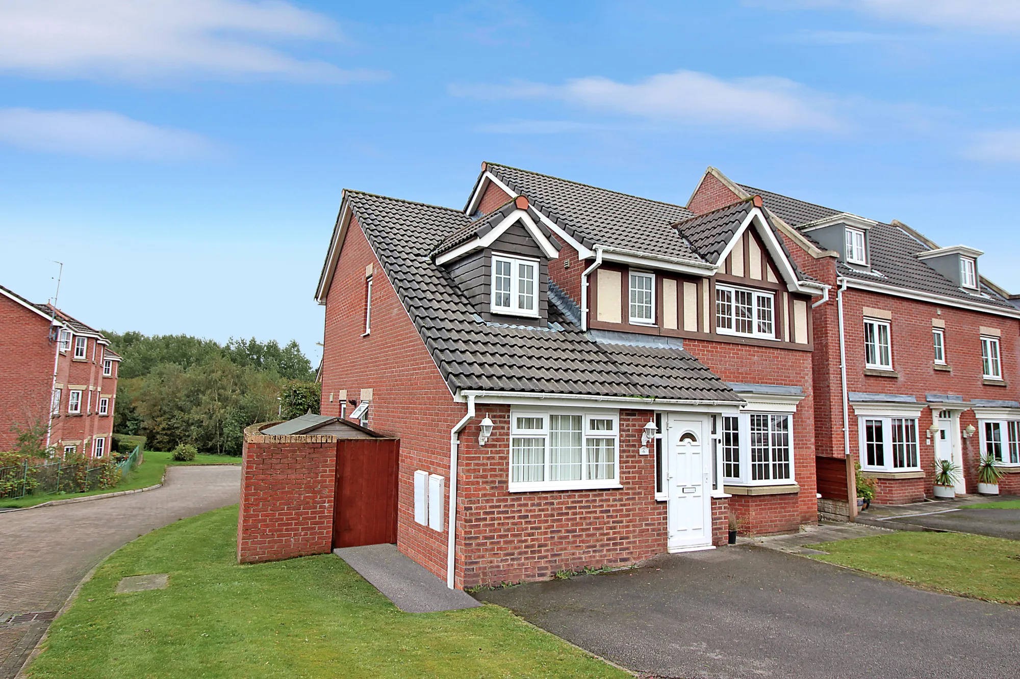 4 bed detached house to rent in Ardenfield Close, Manchester, M26