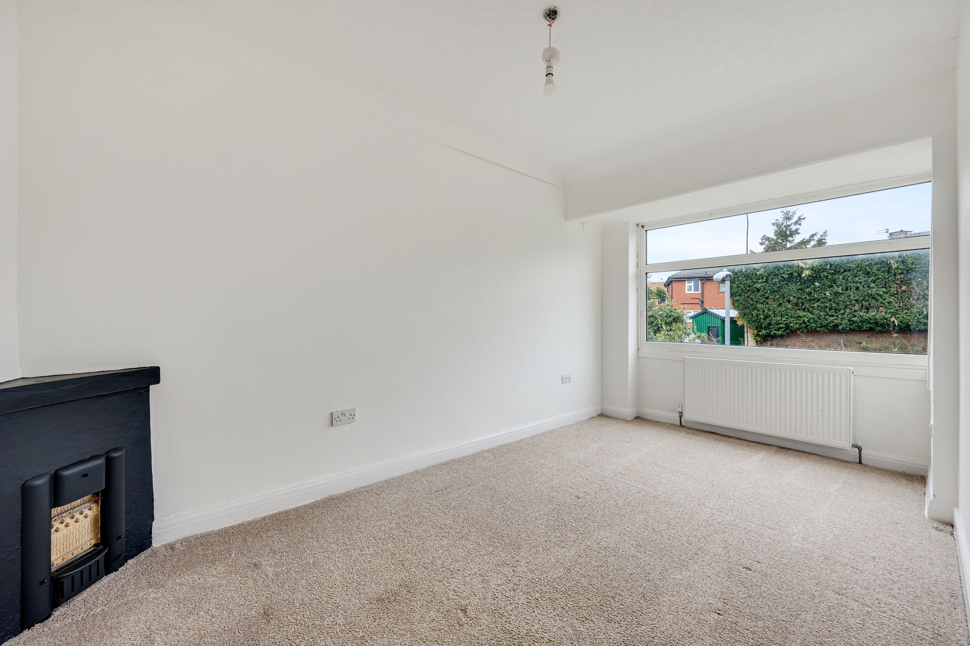 3 bed terraced house to rent in Third Avenue, Bury  - Property Image 7