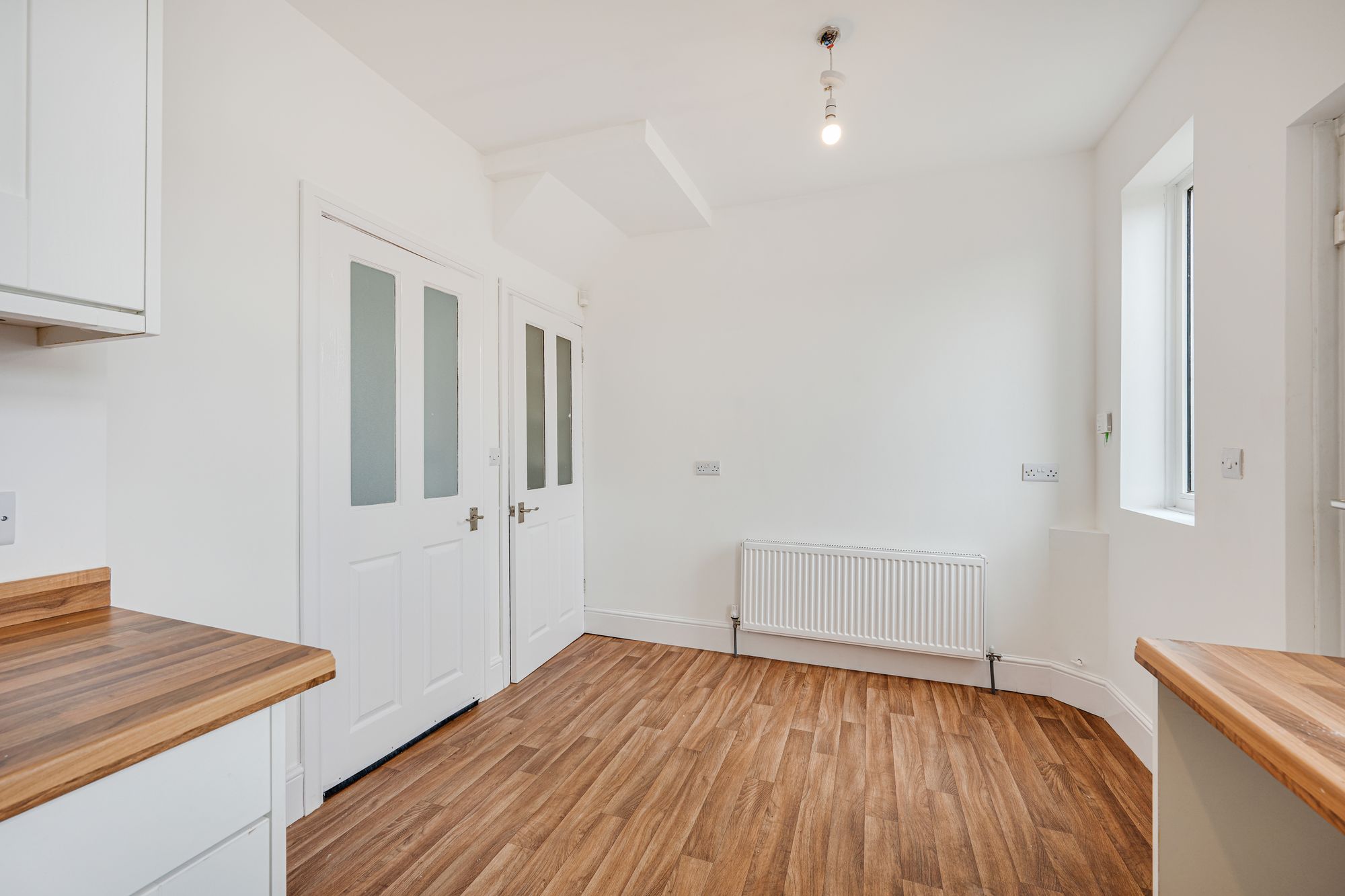 3 bed terraced house to rent in Third Avenue, Bury  - Property Image 6