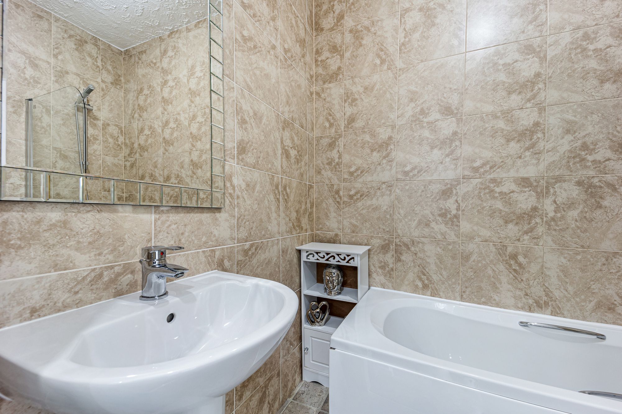 3 bed terraced house to rent in Essex Street, Bolton  - Property Image 13