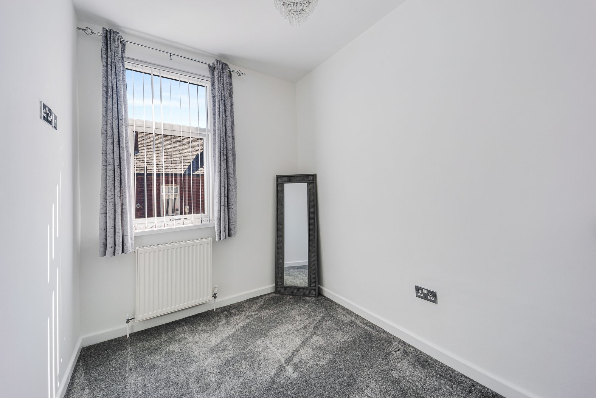 3 bed terraced house to rent in Essex Street, Bolton 15