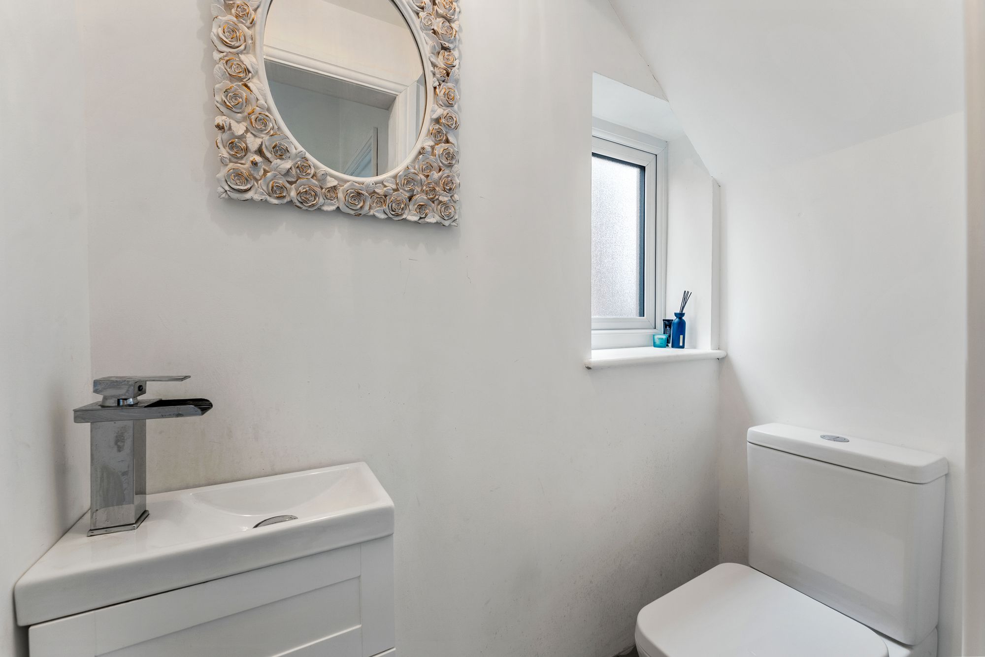 4 bed semi-detached house for sale in Bury & Bolton Road, Manchester  - Property Image 22