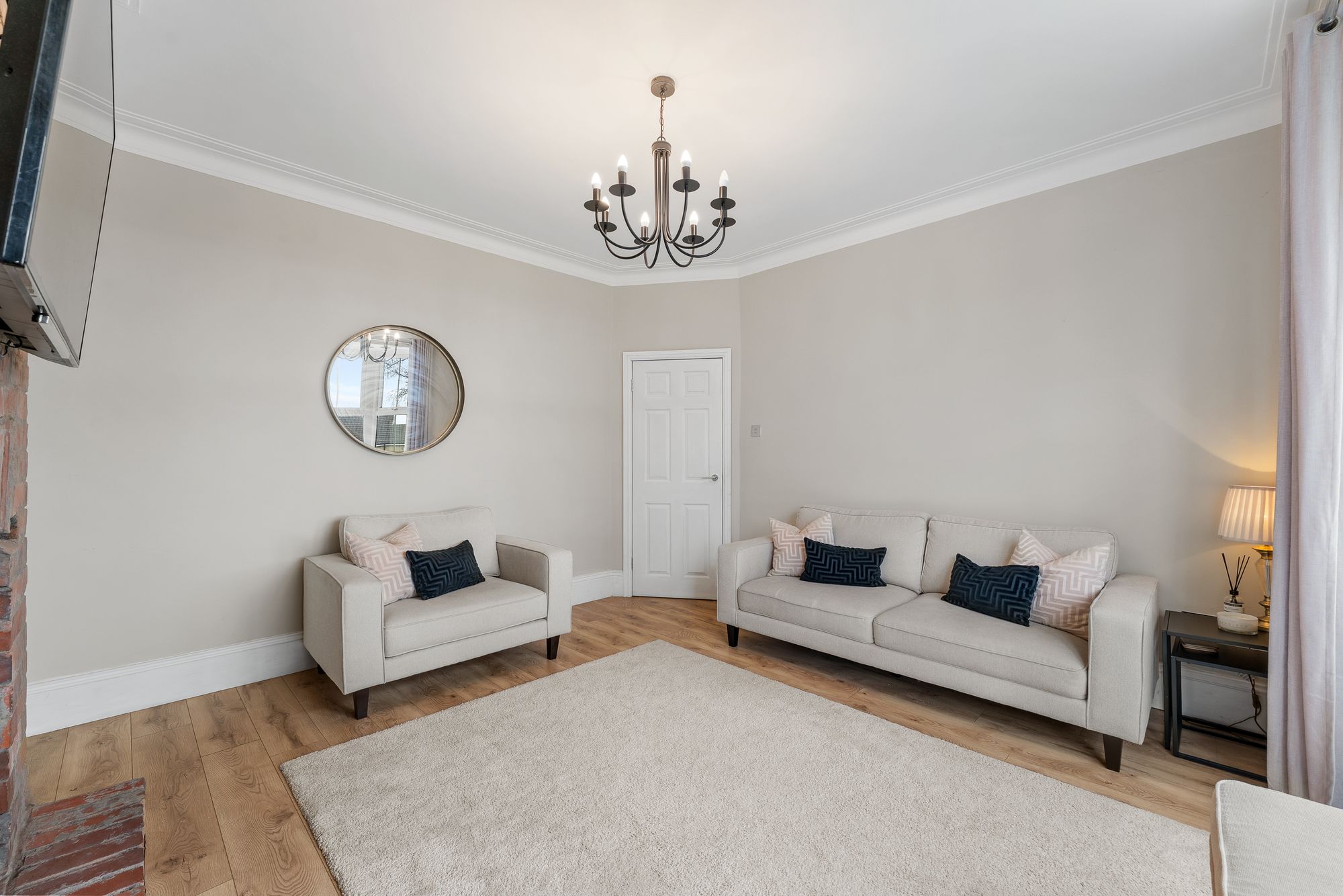 4 bed semi-detached house for sale in Bury & Bolton Road, Manchester 5