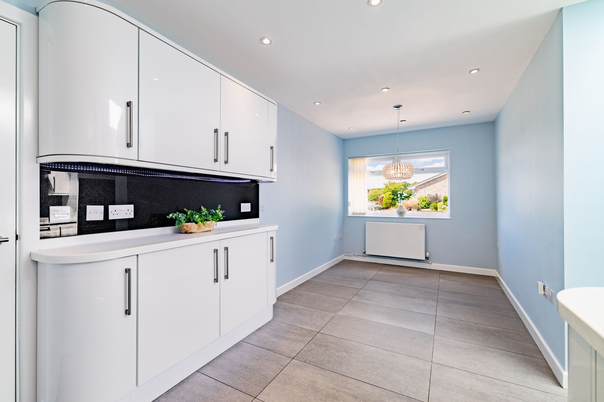 2 bed detached bungalow to rent in Avon Drive, Bedford  - Property Image 9