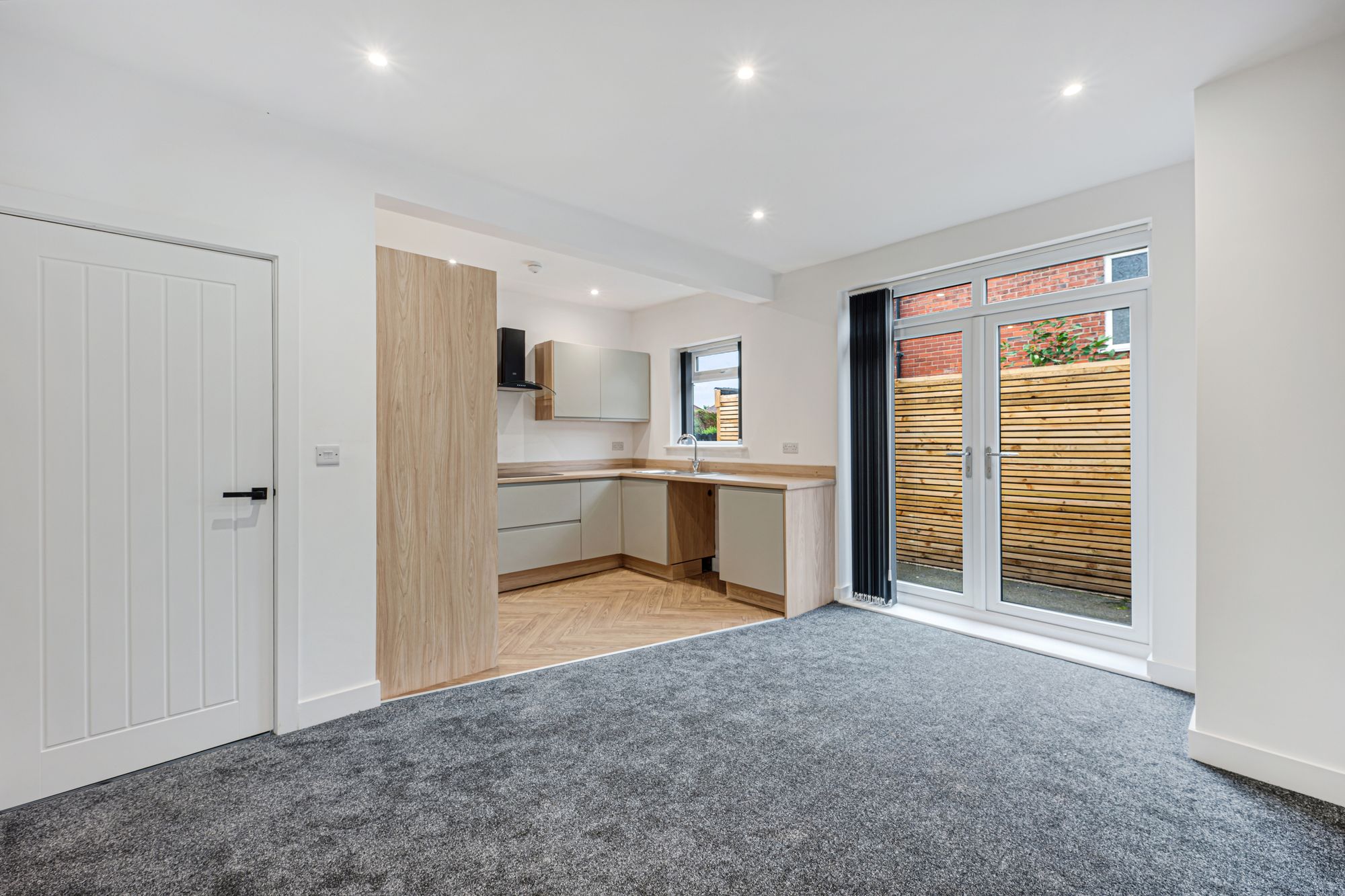 3 bed semi-detached house for sale in Sidley Avenue, Manchester  - Property Image 10
