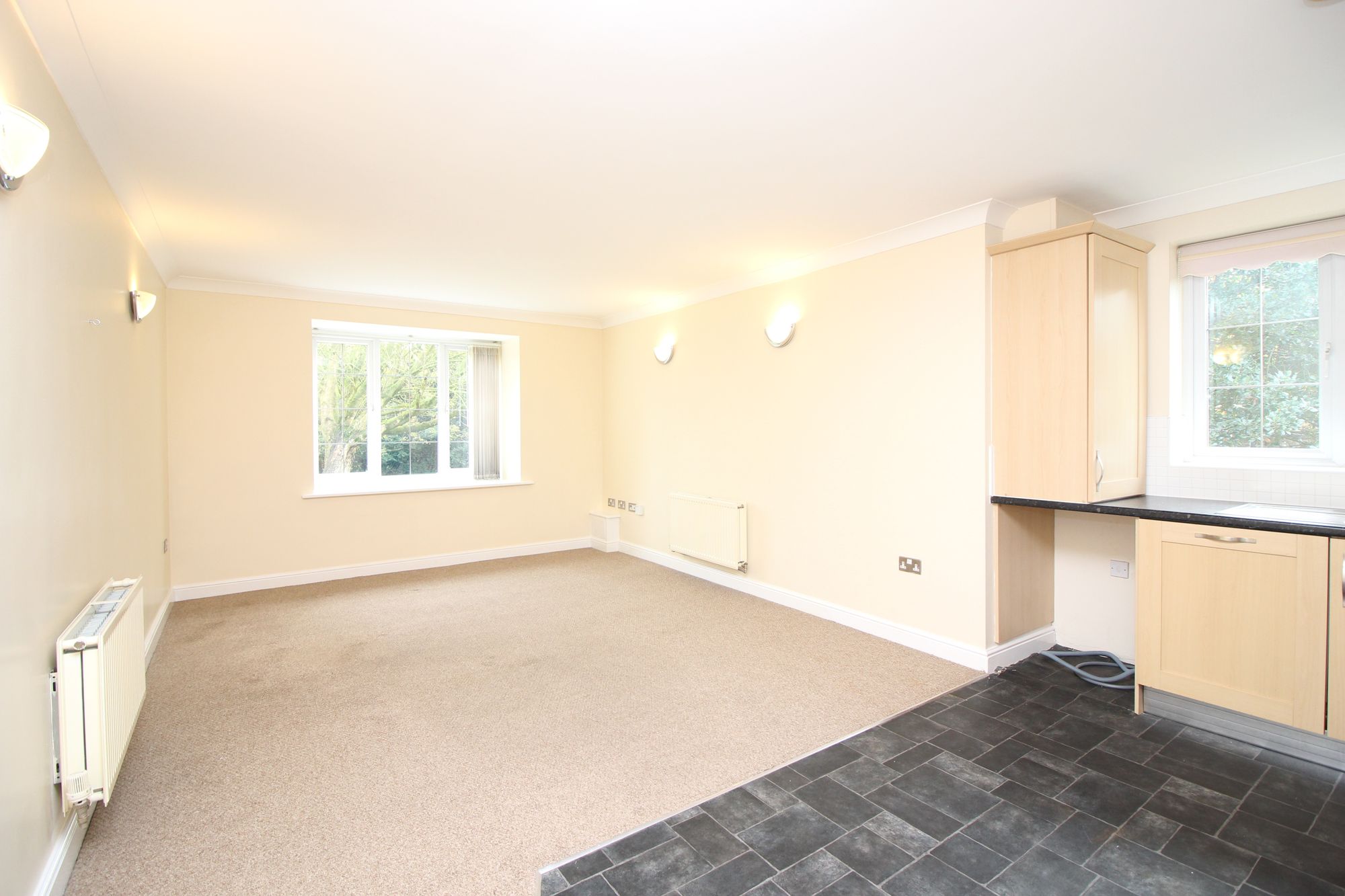 2 bed apartment to rent in Orchard Court, Bury 7