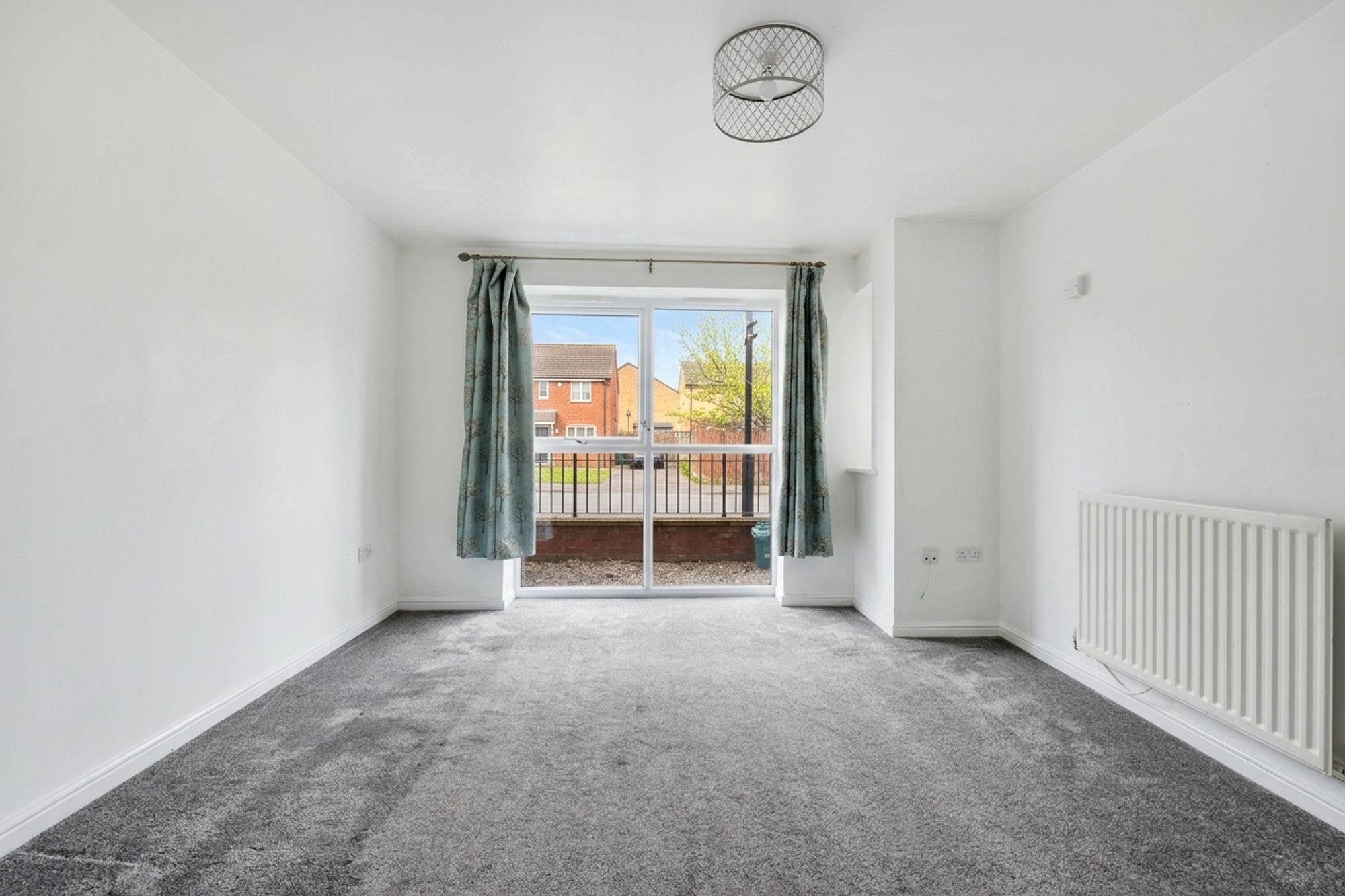 3 bed terraced house to rent in Kylemore Way, Manchester 6