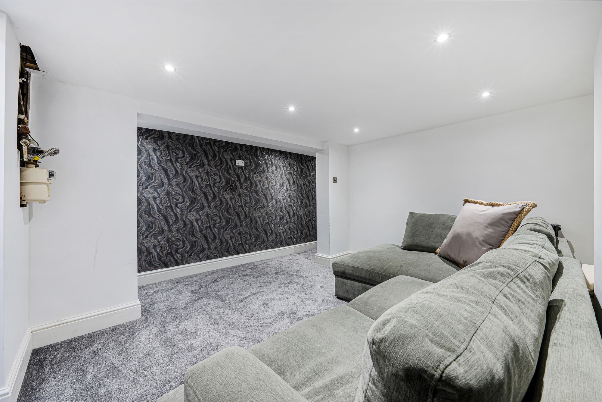 3 bed terraced house to rent in Wilton Street, Manchester 14