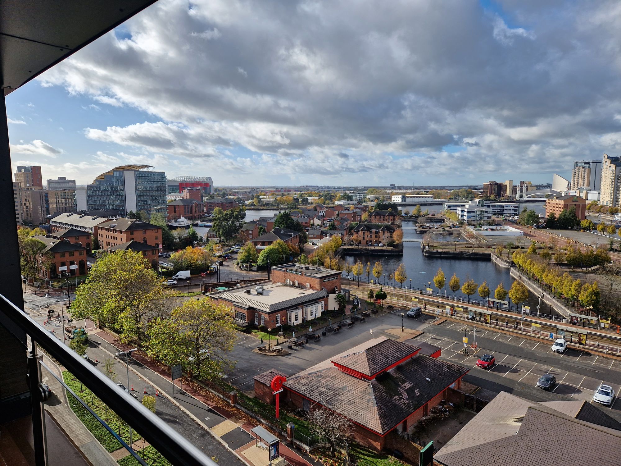 2 bed apartment to rent in Elmira Way, Salford  - Property Image 2