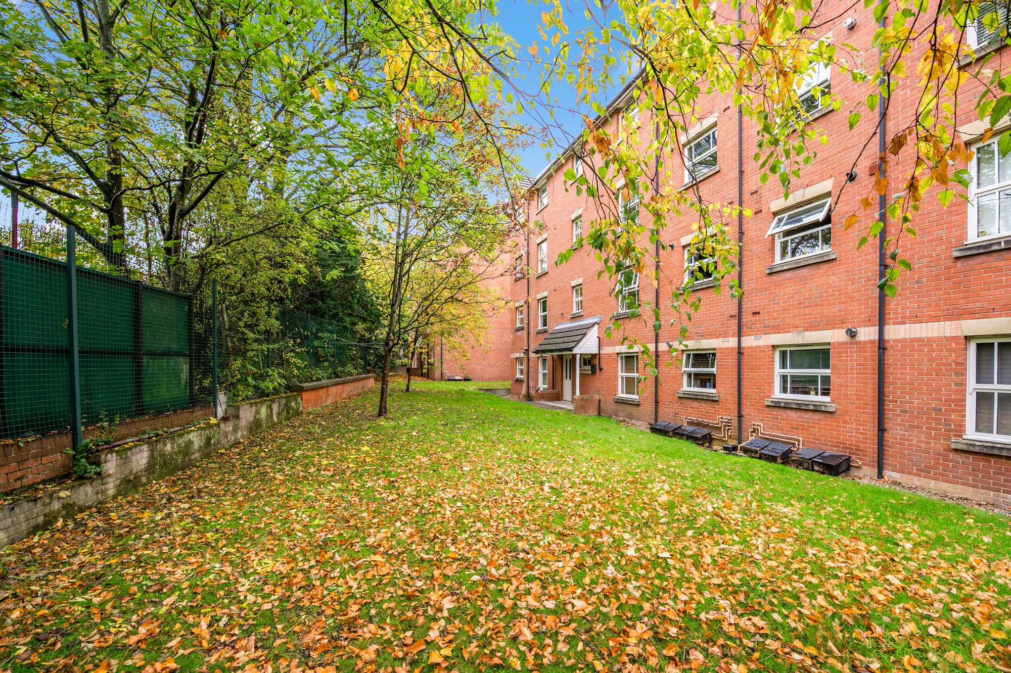 2 bed flat to rent in Royal Court Drive, Bolton  - Property Image 16