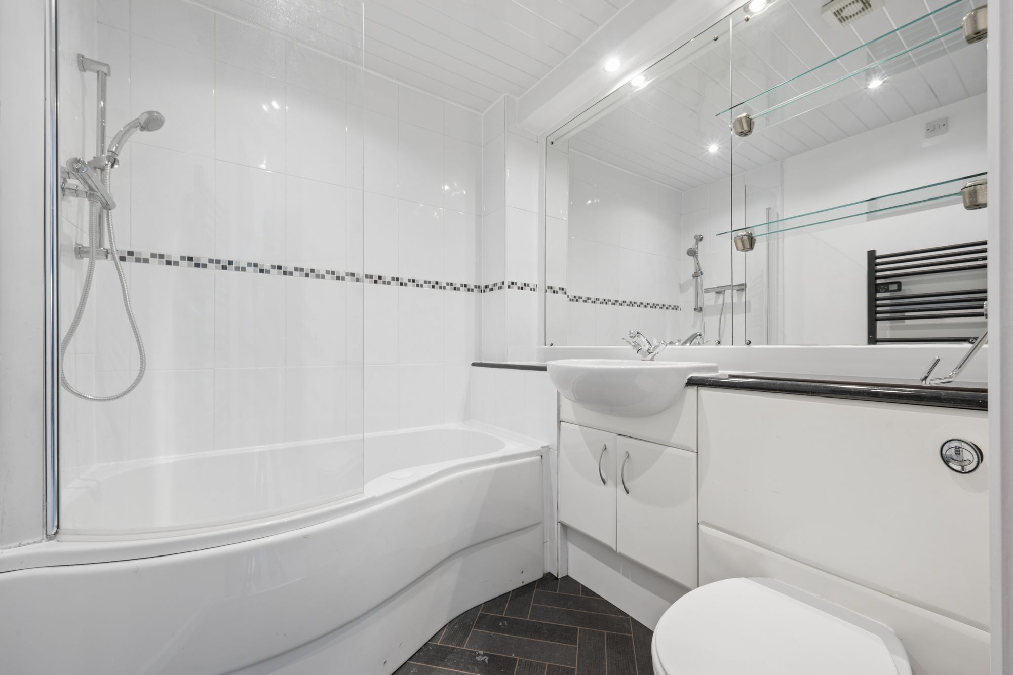 2 bed flat to rent in Moor Lane, Salford  - Property Image 9