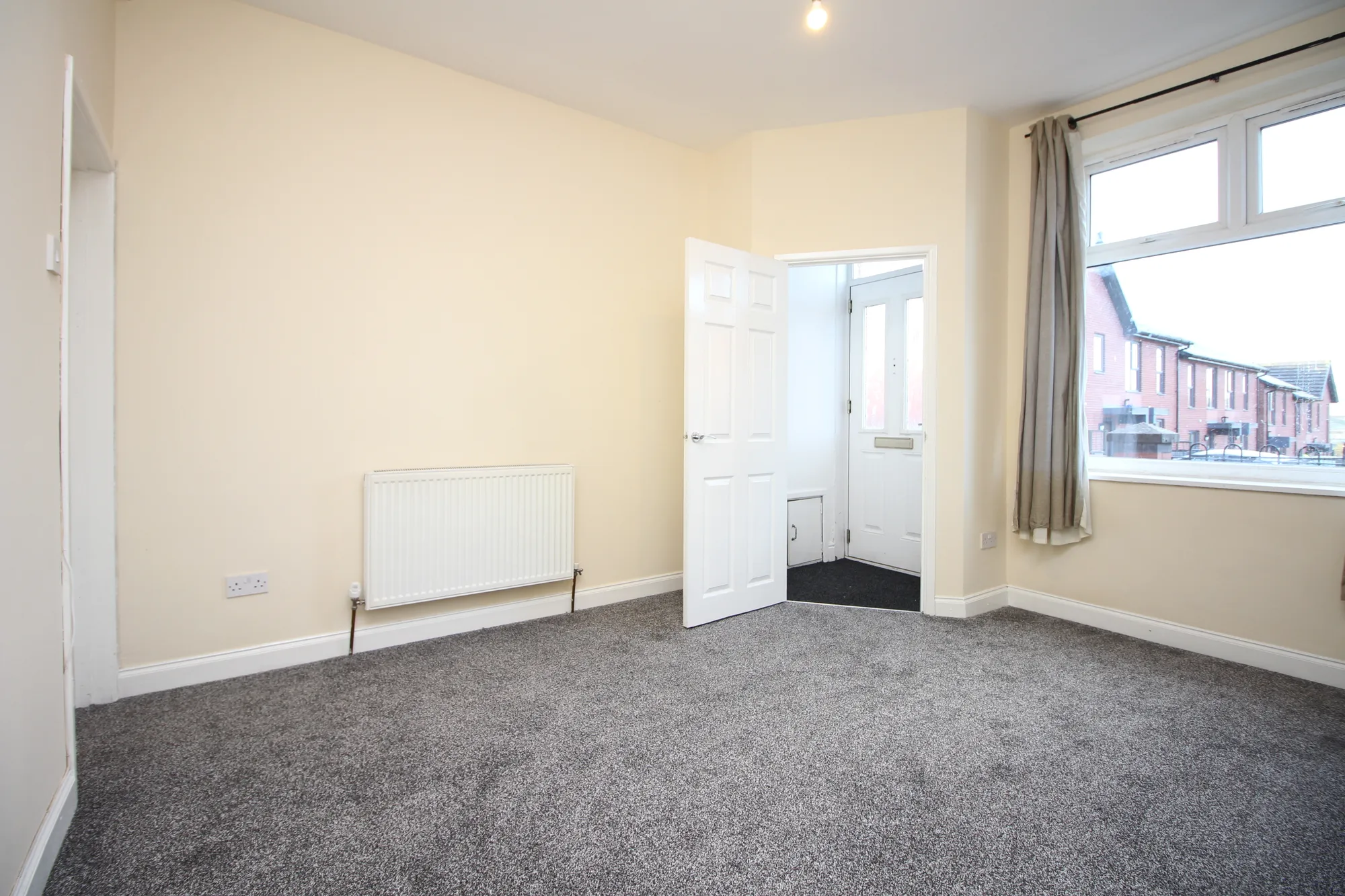 2 bed mid-terraced house to rent in Union Road, Bolton  - Property Image 3